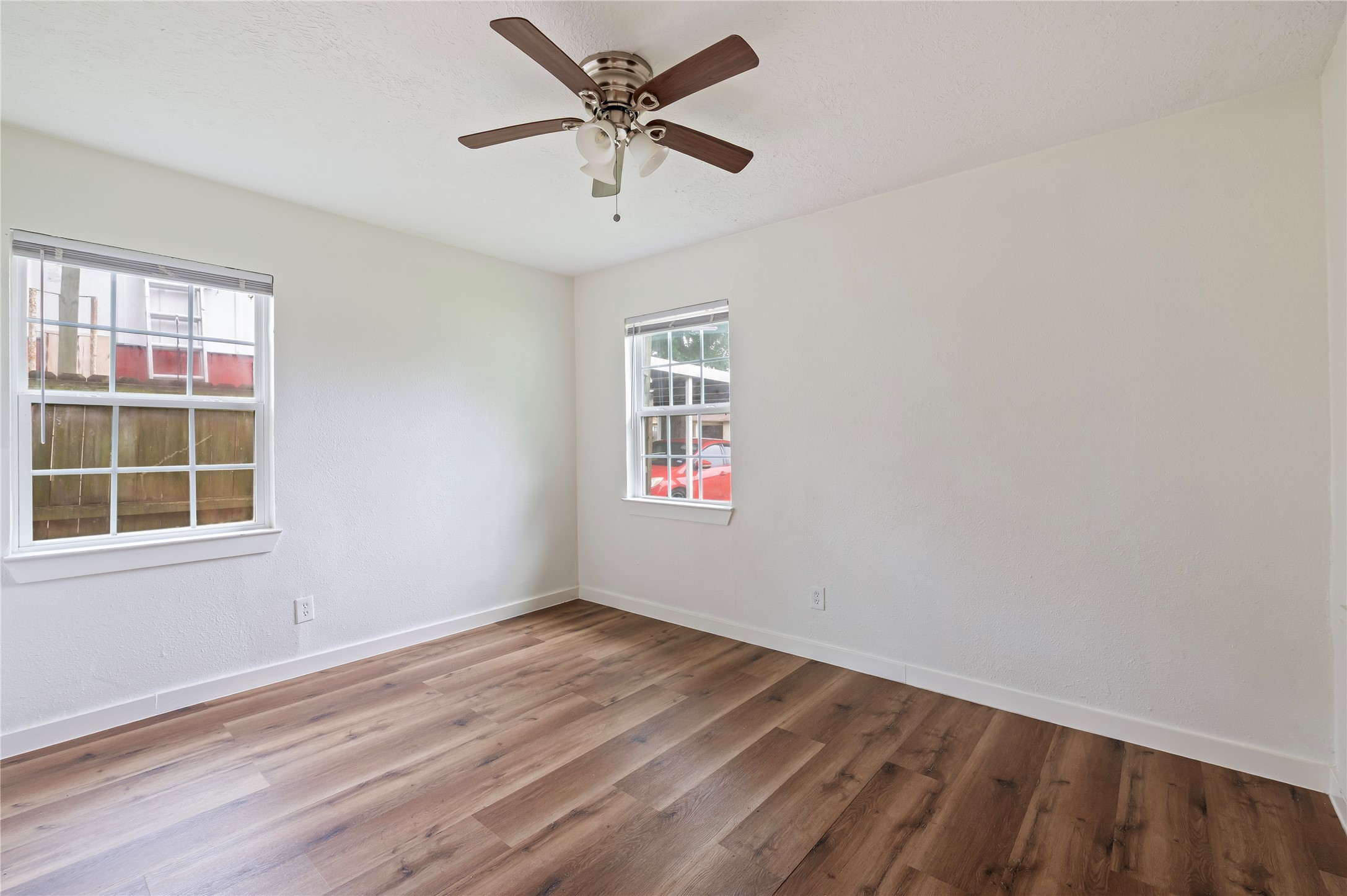 504 Burke Road Property Photo 9