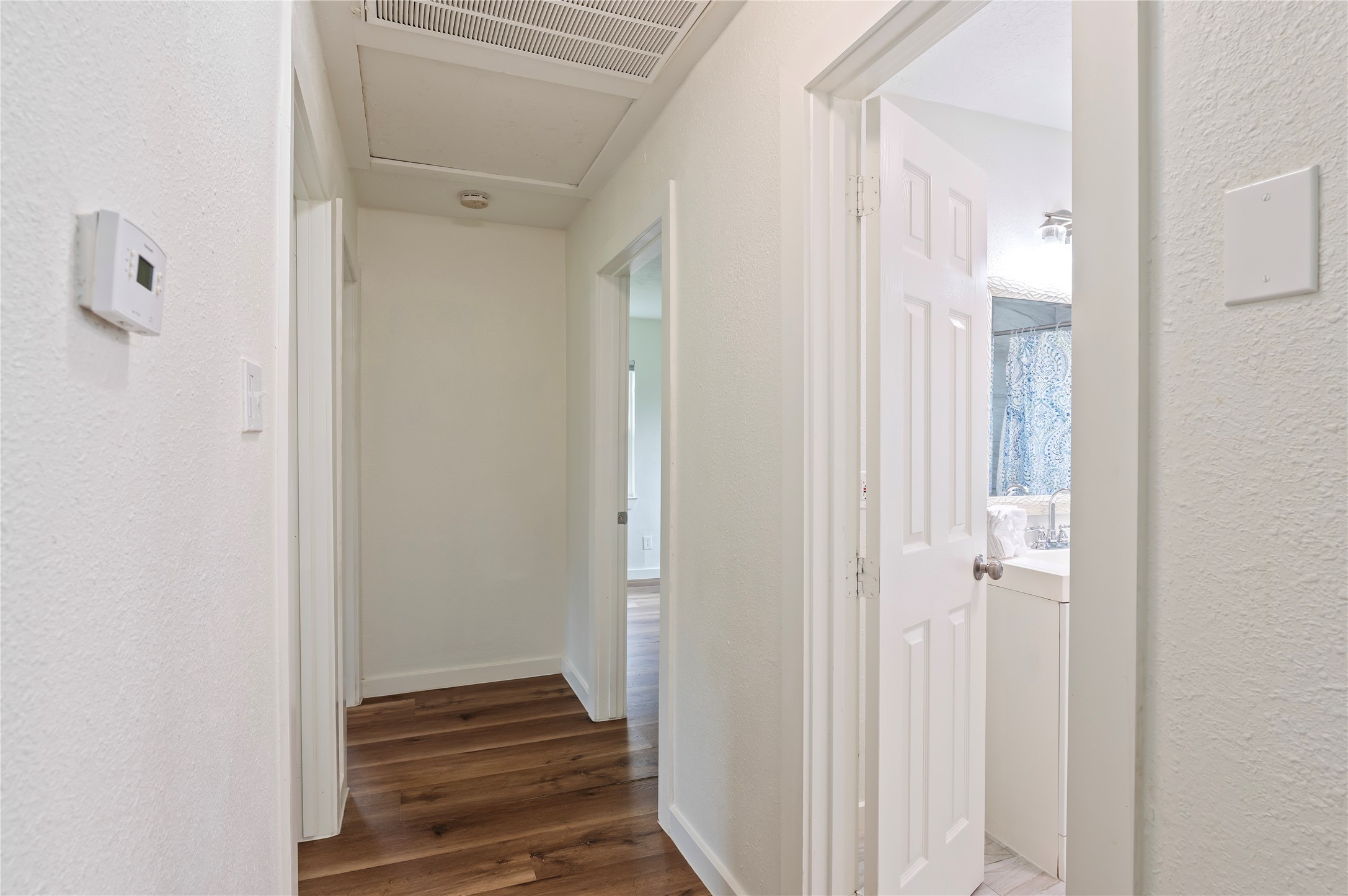 504 Burke Road Property Photo 14