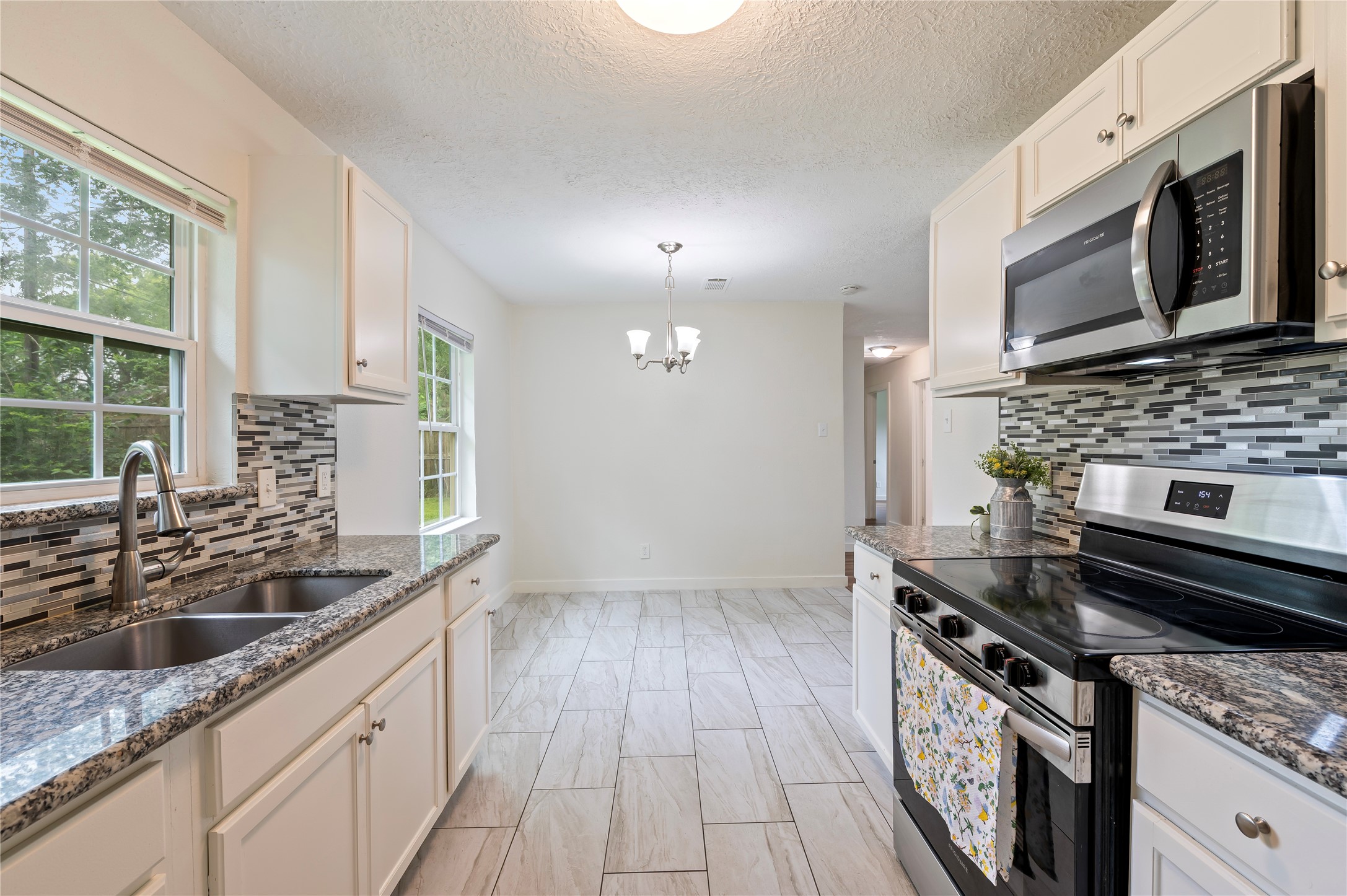 504 Burke Road Property Photo 16