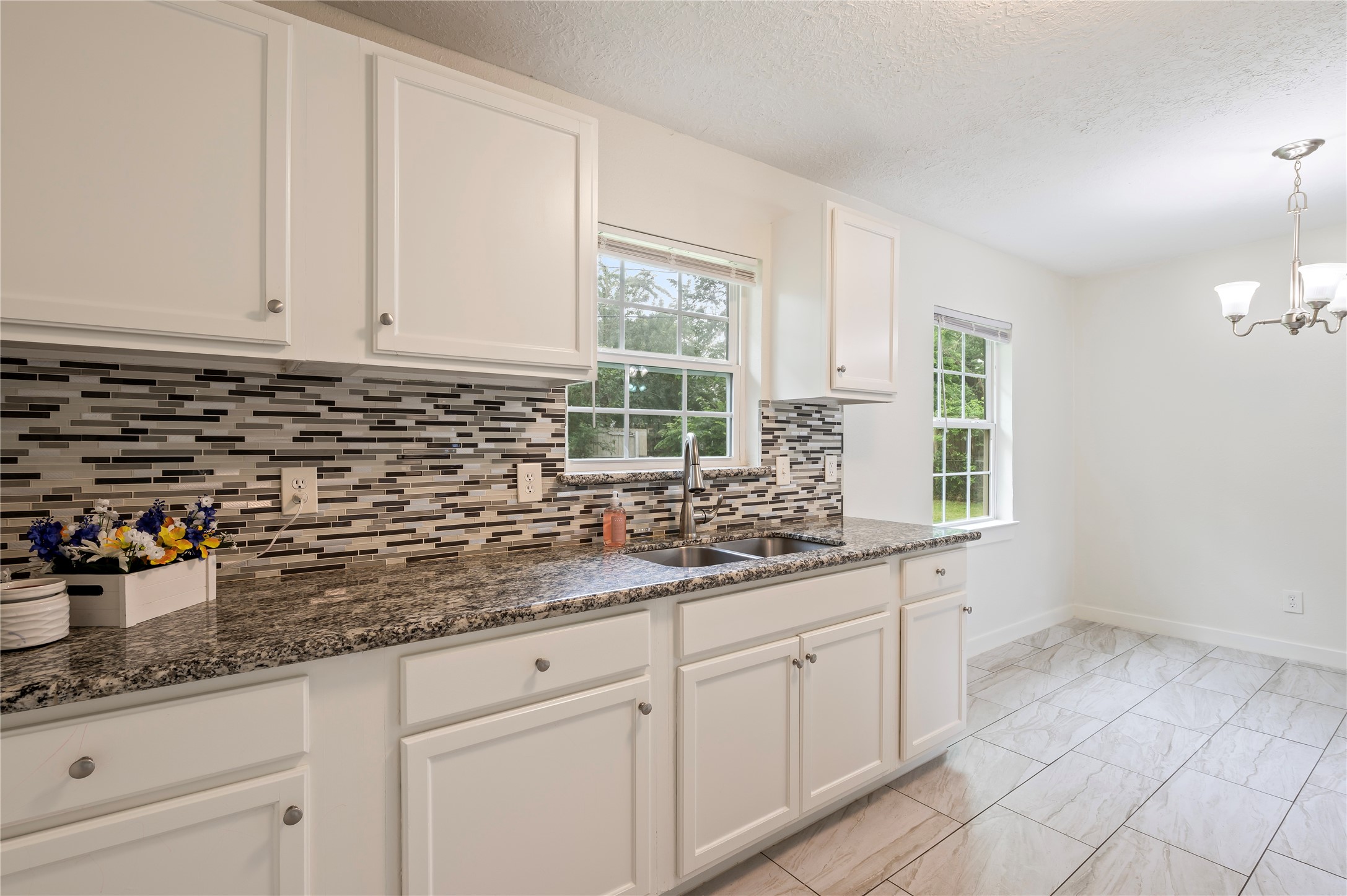 504 Burke Road Property Photo 18