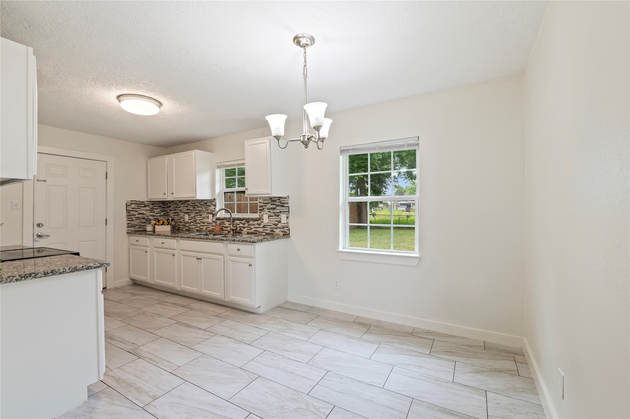 504 Burke Road Property Photo 20