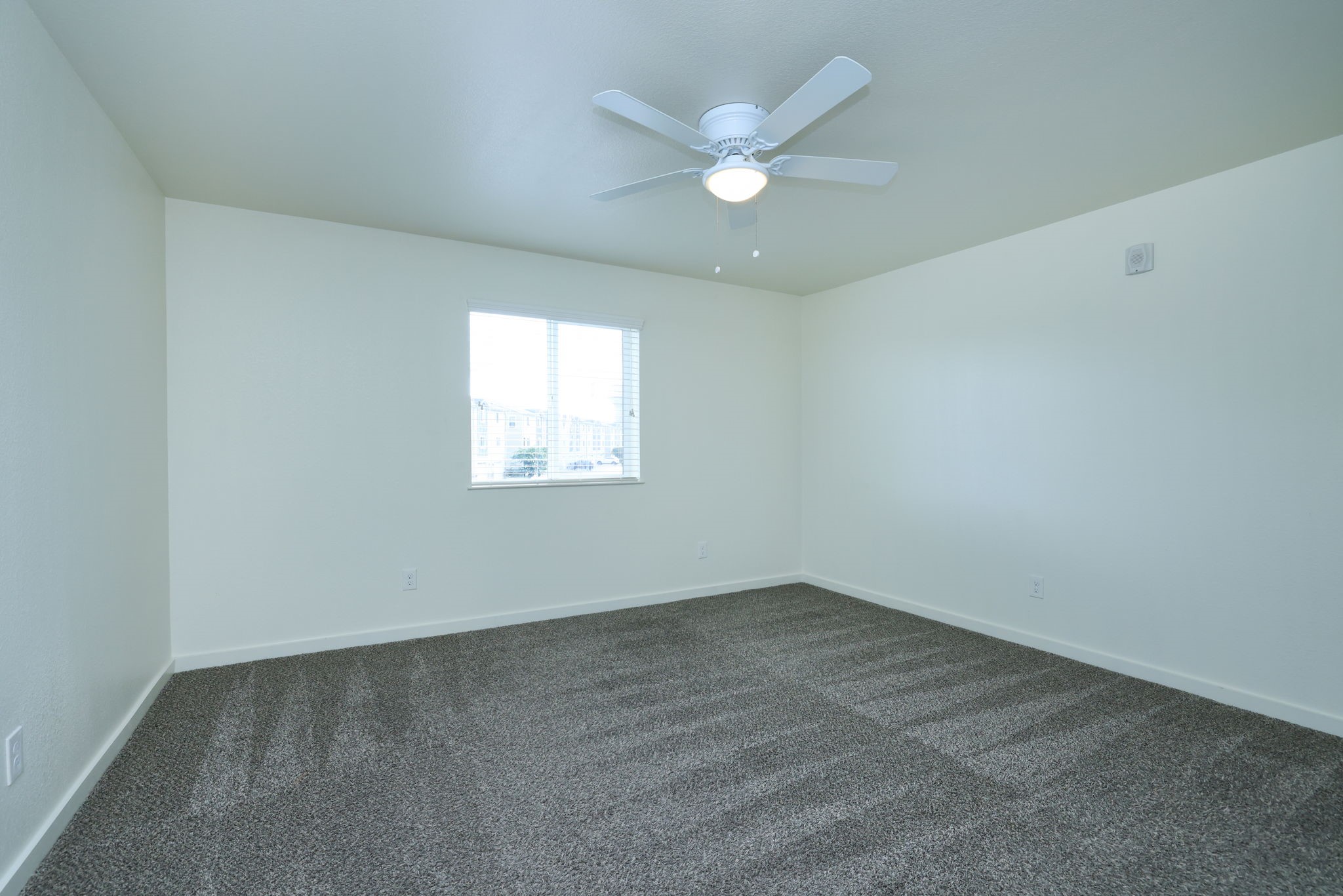 21155 Gosling Road 36b Property Photo 7