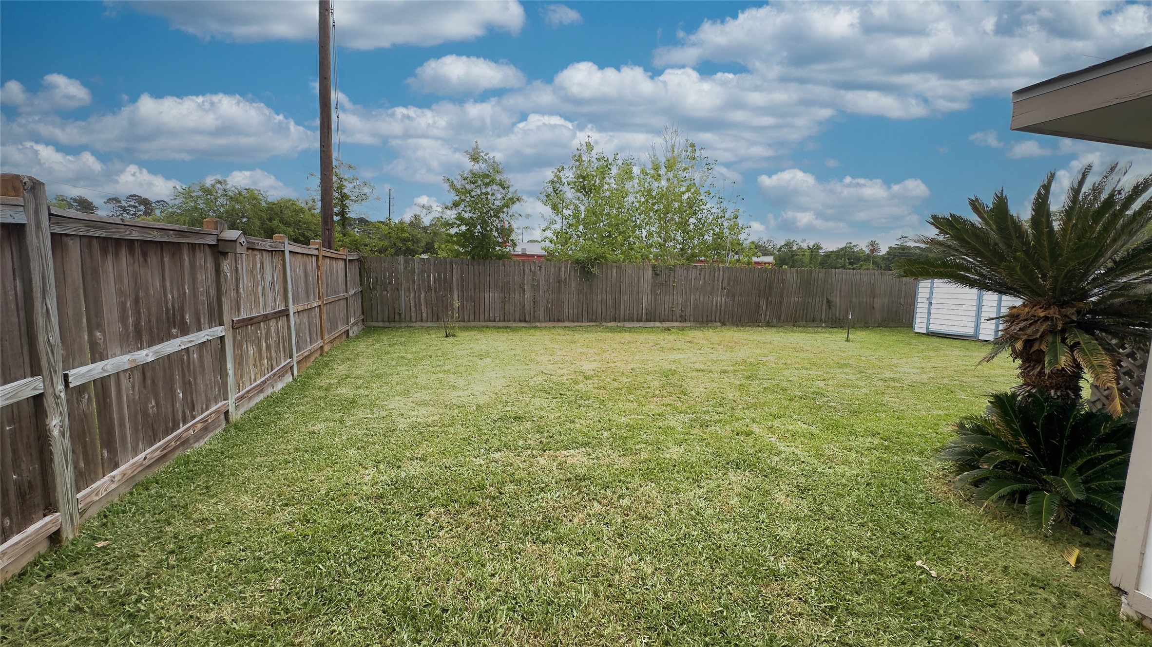 1918 Medway Drive Property Photo 5