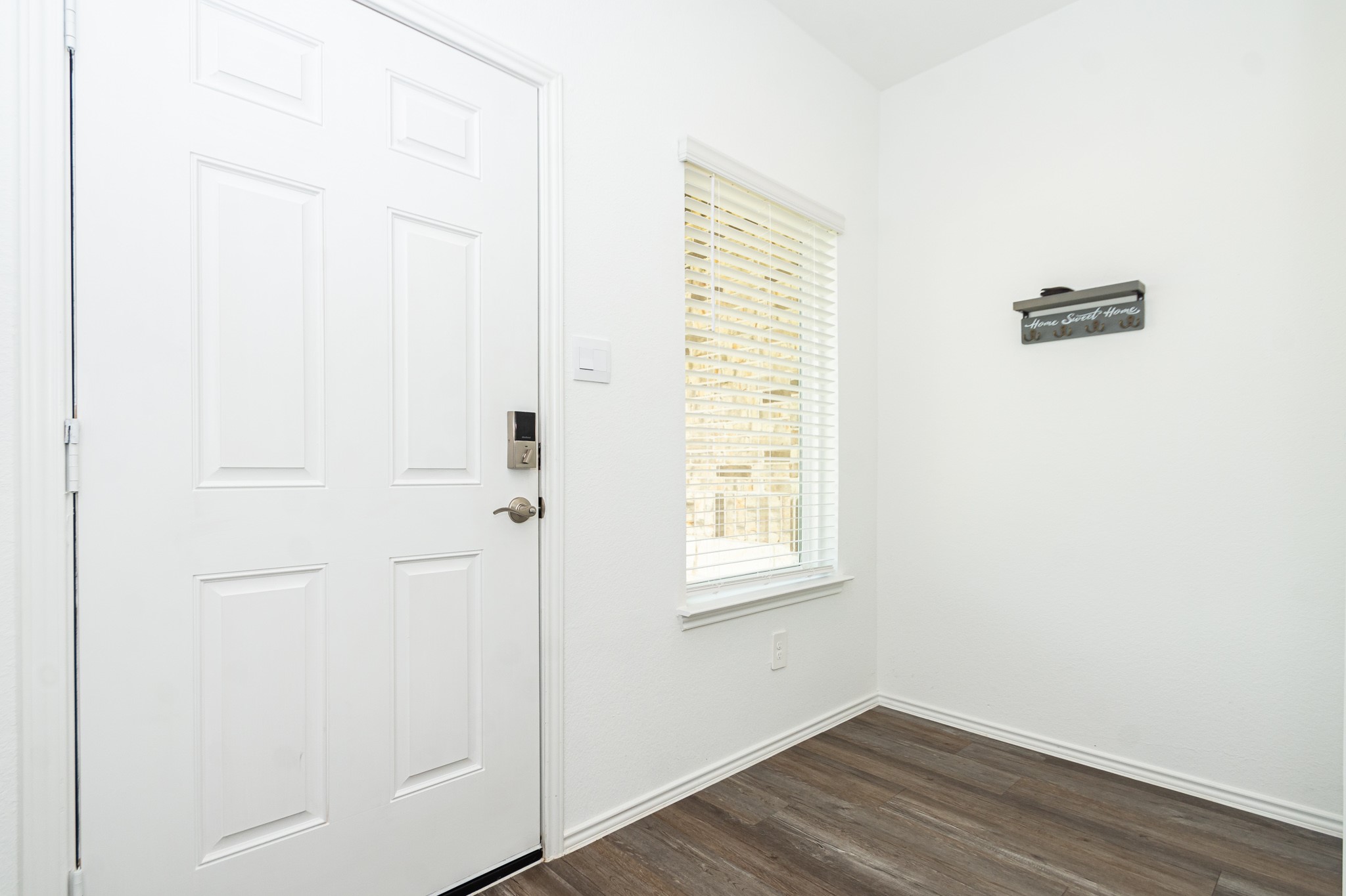 5419 Wyndham Ridge Lane Property Photo 4