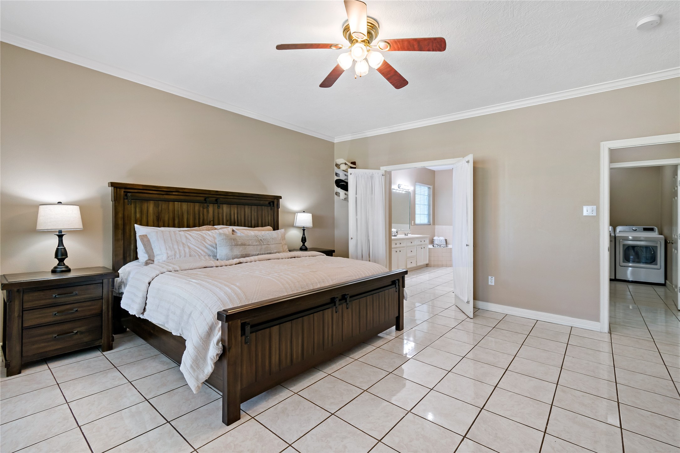 5631 Brookfield Drive Property Photo 16
