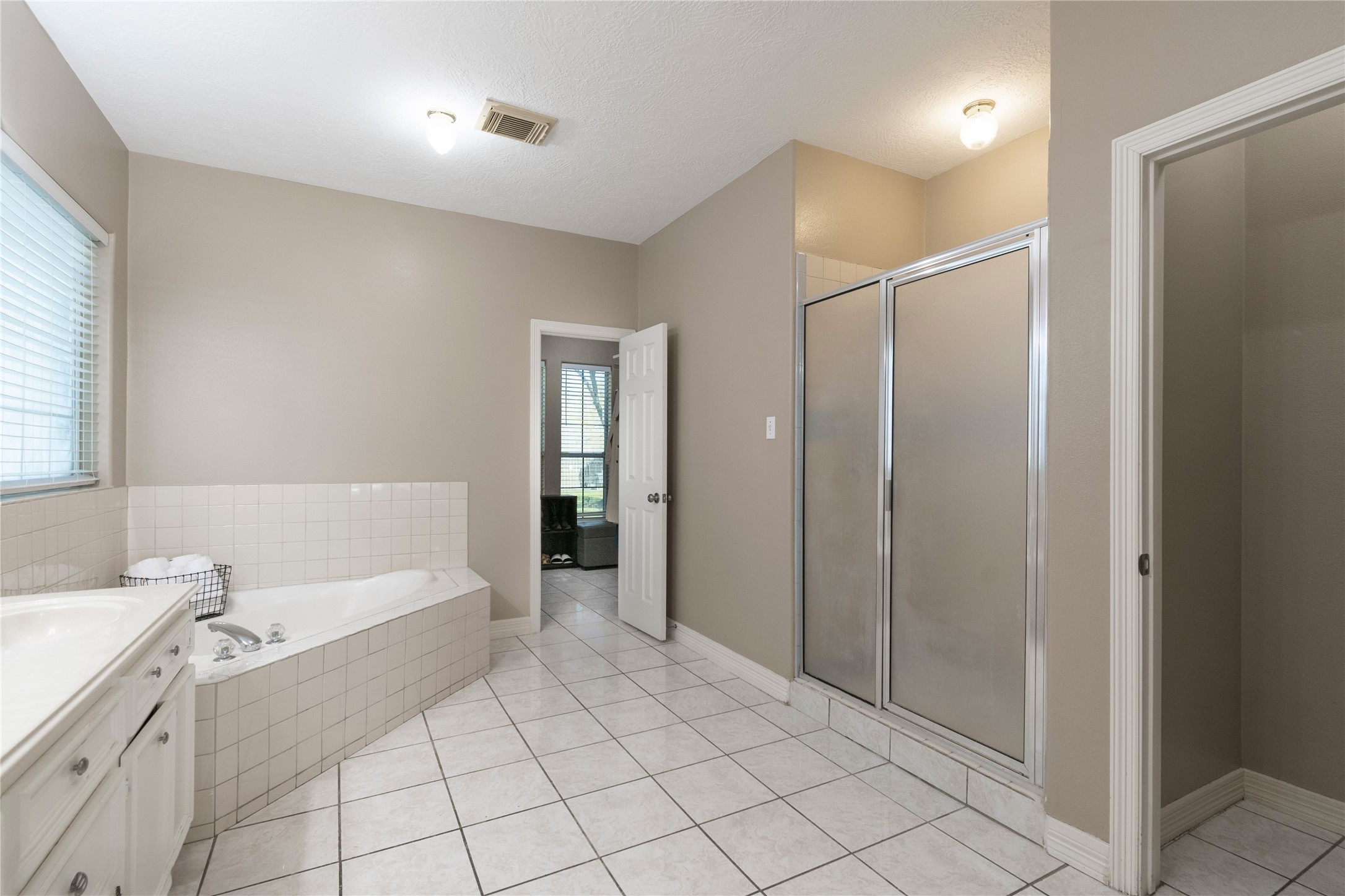 5631 Brookfield Drive Property Photo 19