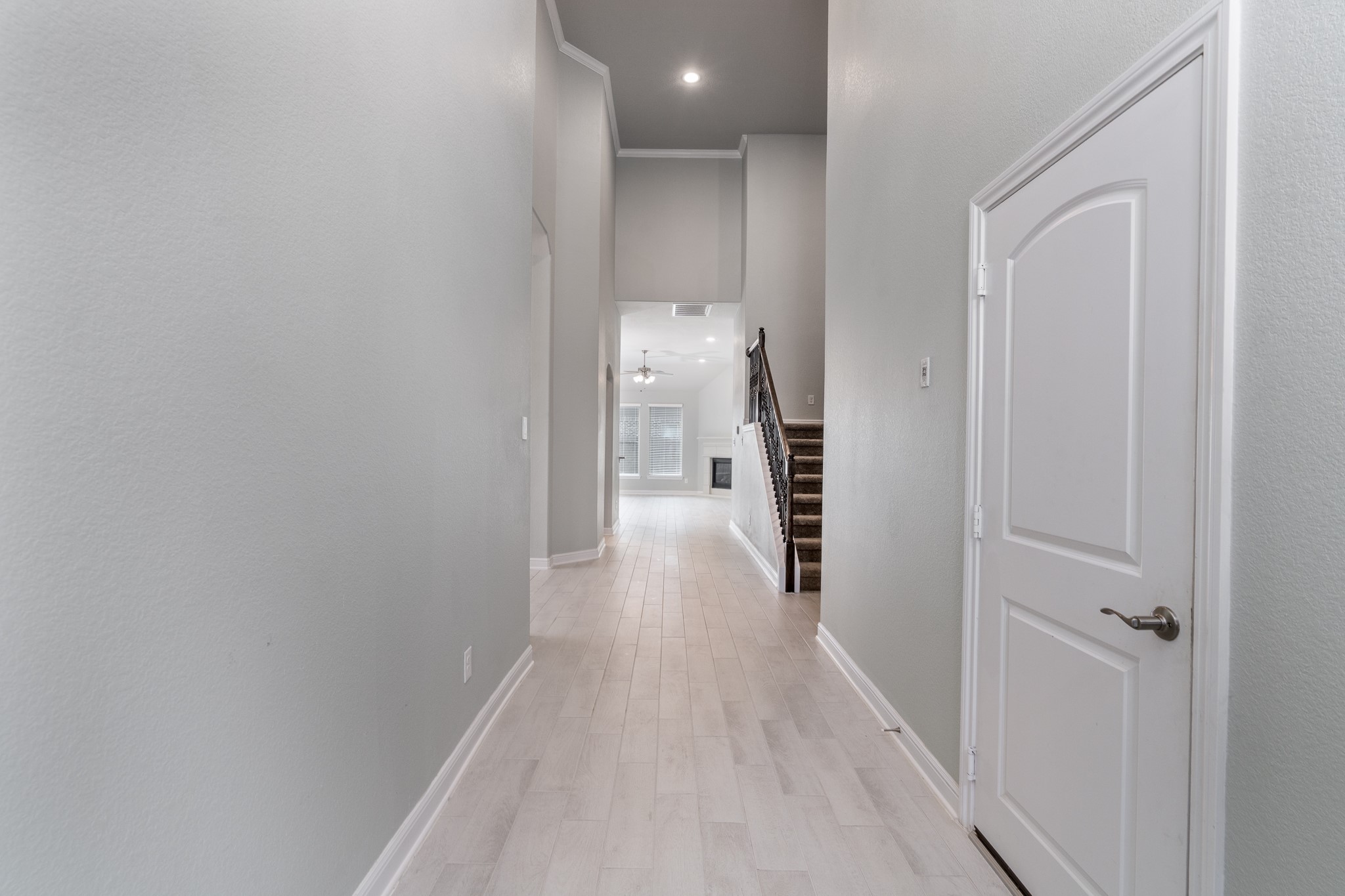 204 Upland Drive Property Photo 2