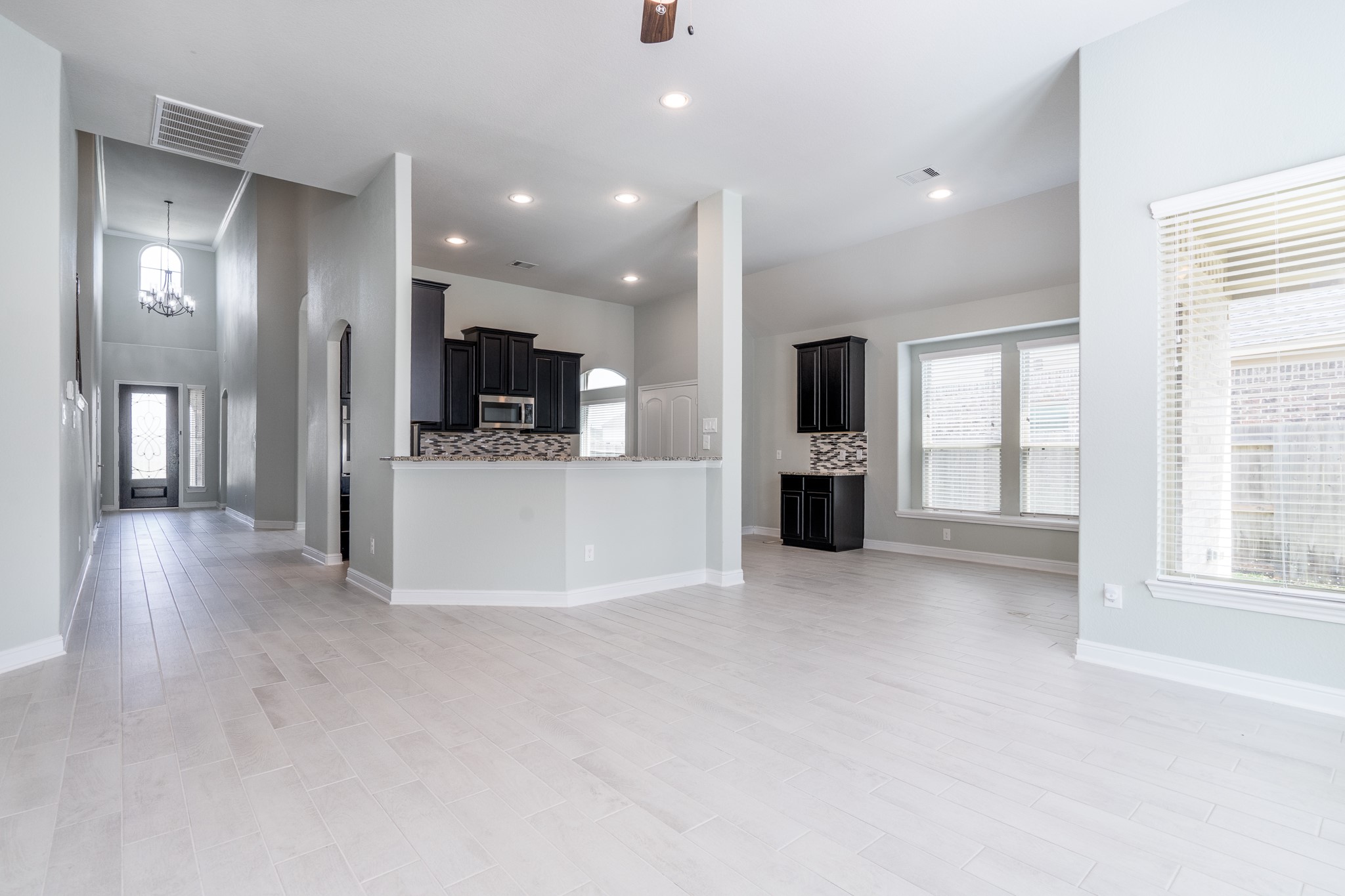 204 Upland Drive Property Photo 5