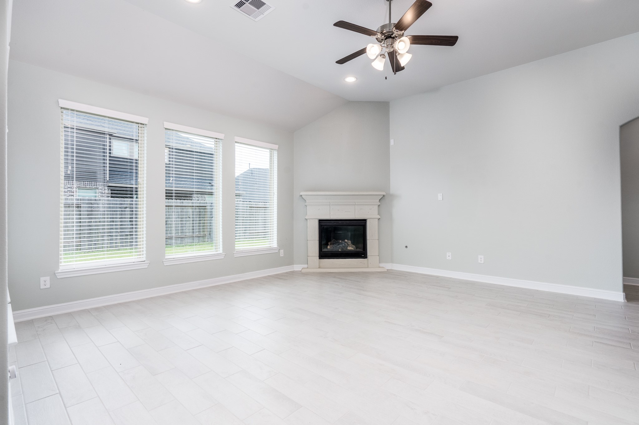 204 Upland Drive Property Photo 6