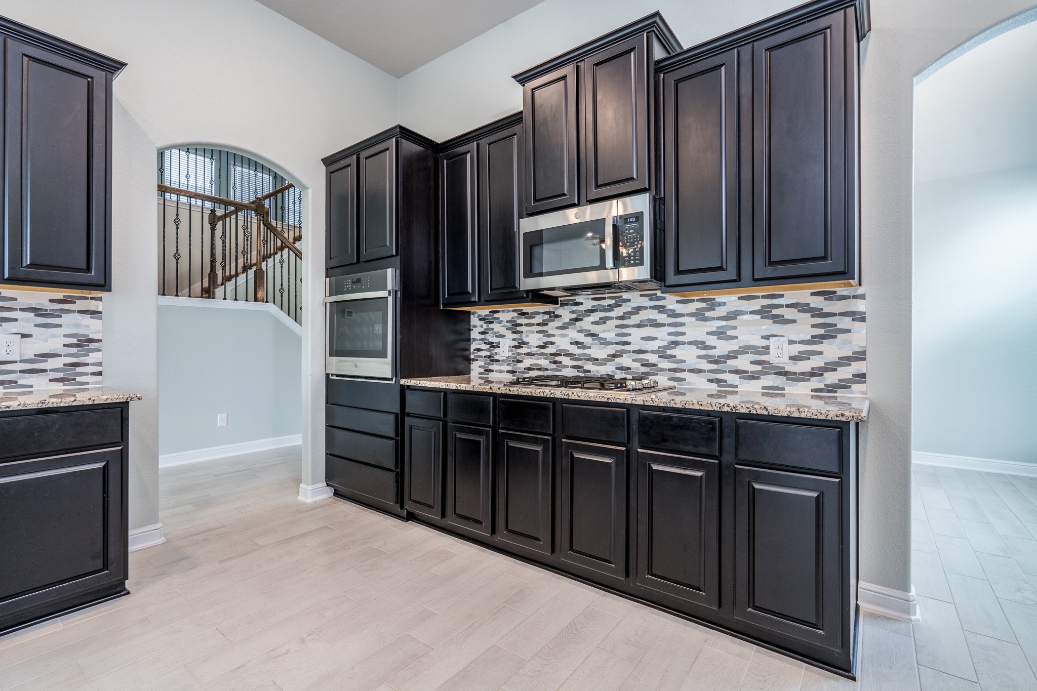 204 Upland Drive Property Photo 8