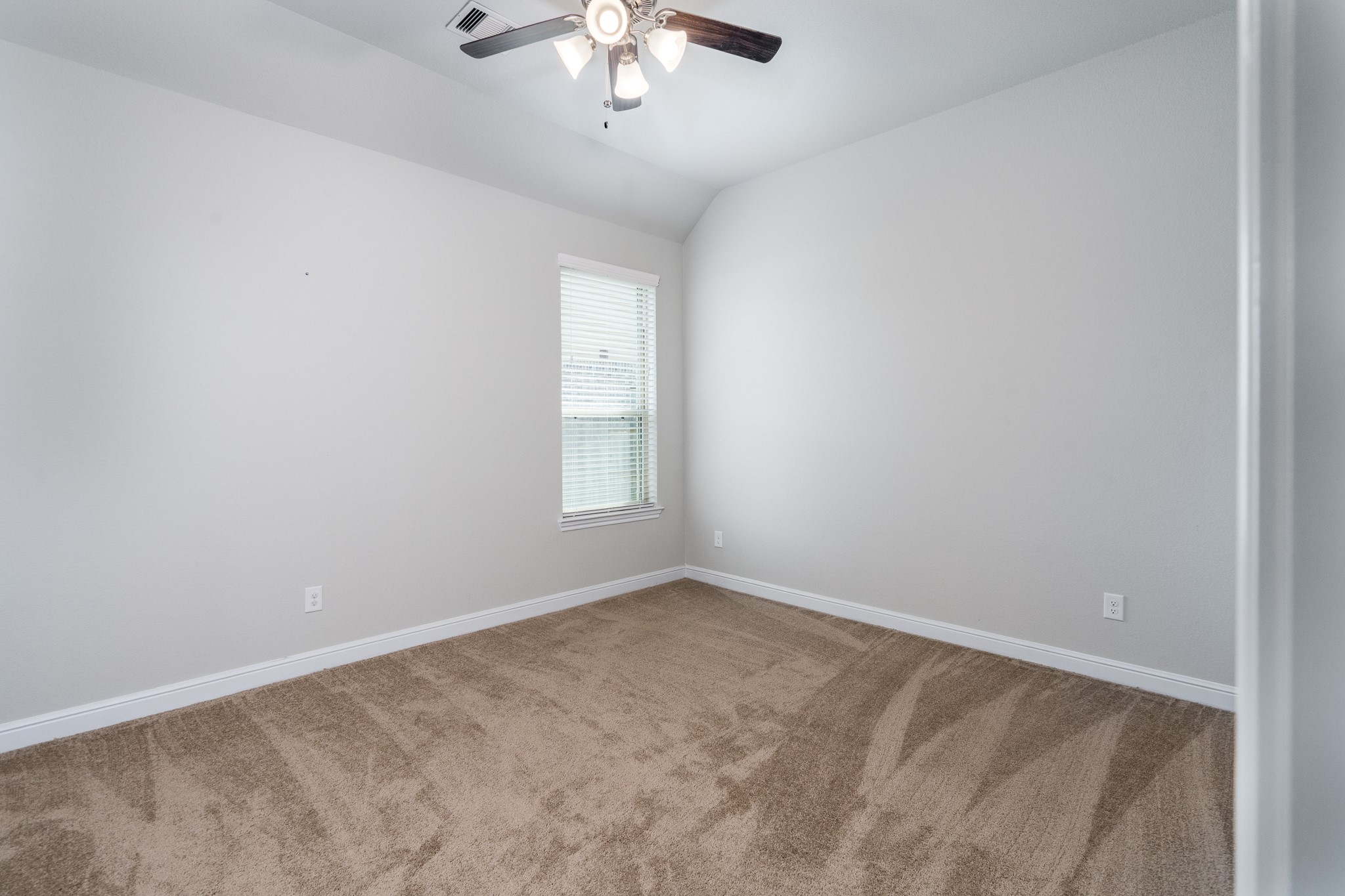 204 Upland Drive Property Photo 21