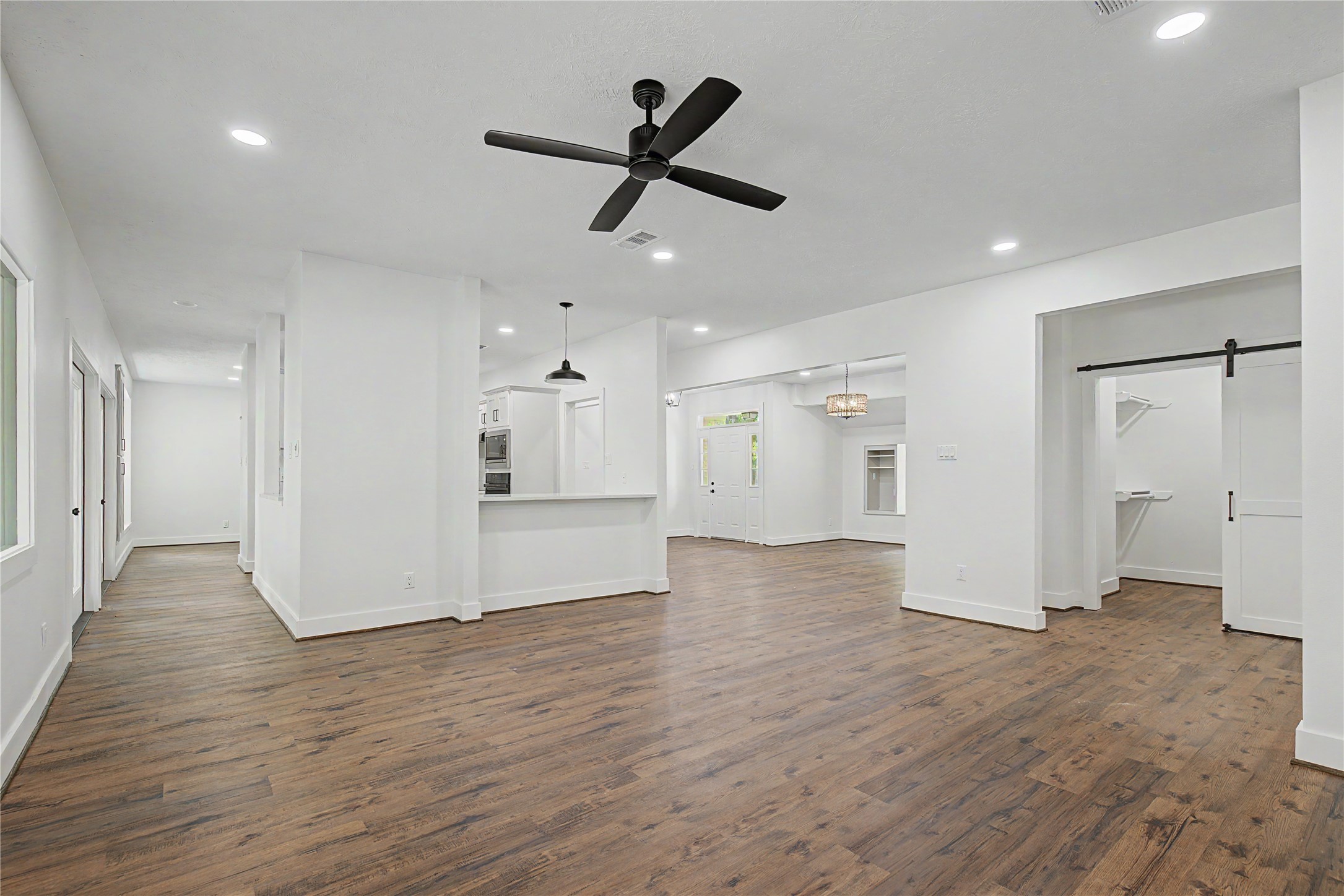 83 Dahlia Road Property Photo 8