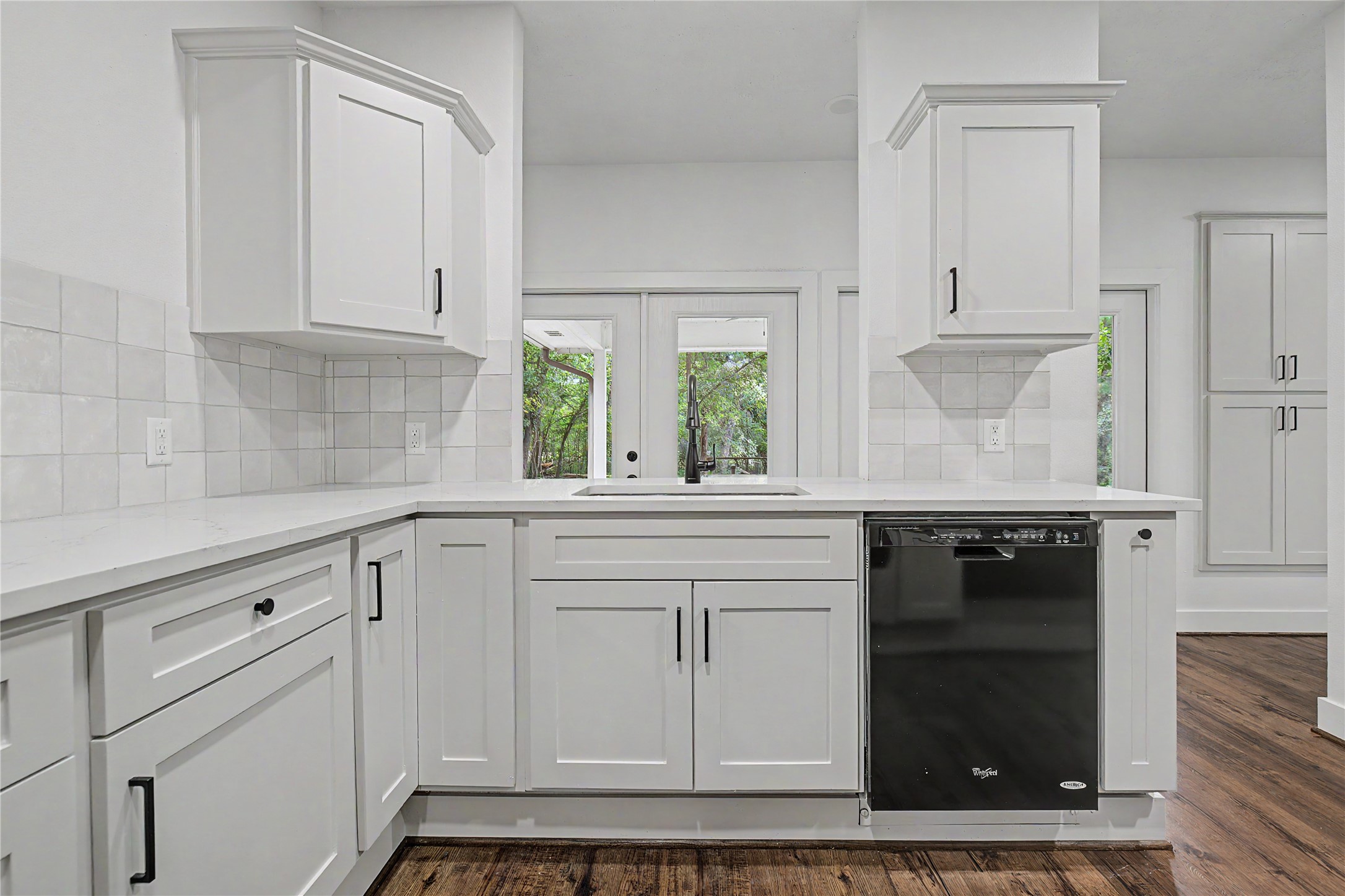 83 Dahlia Road Property Photo 11