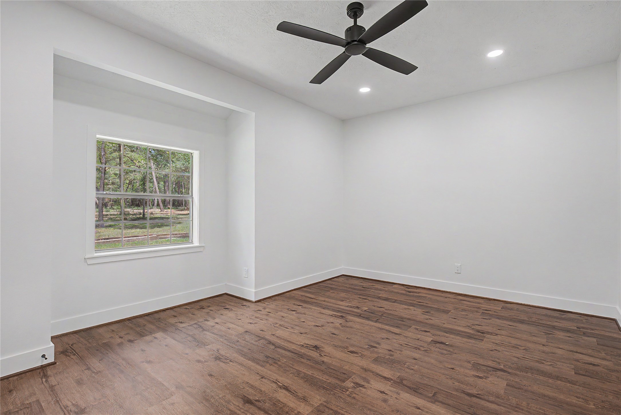 83 Dahlia Road Property Photo 27