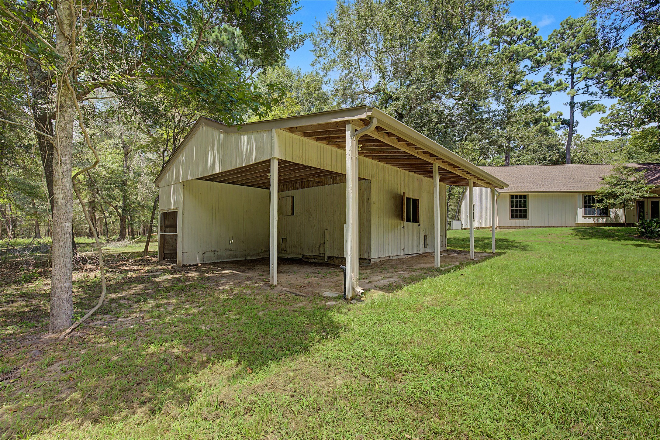 83 Dahlia Road Property Photo 35