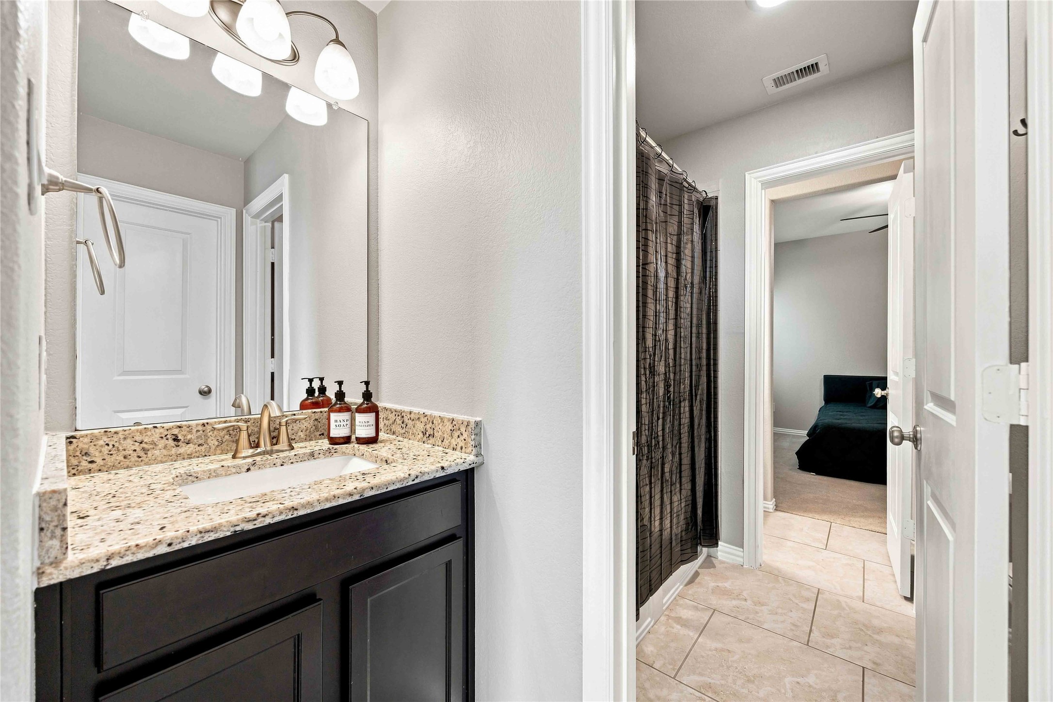 1803 Orchard Berry Lane Property Photo 28