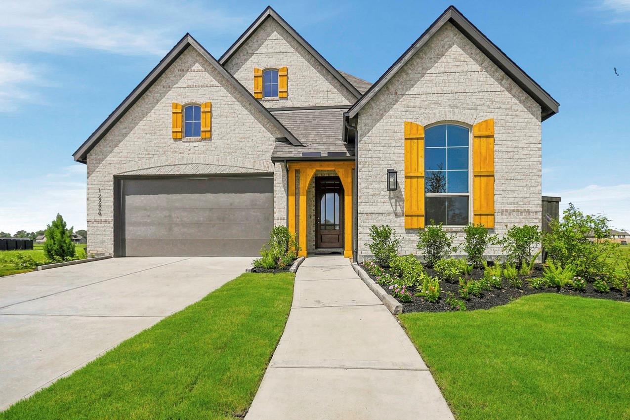 12226 Hyland Lane, Mont Belvieu Tx 77523 Property Photo 1