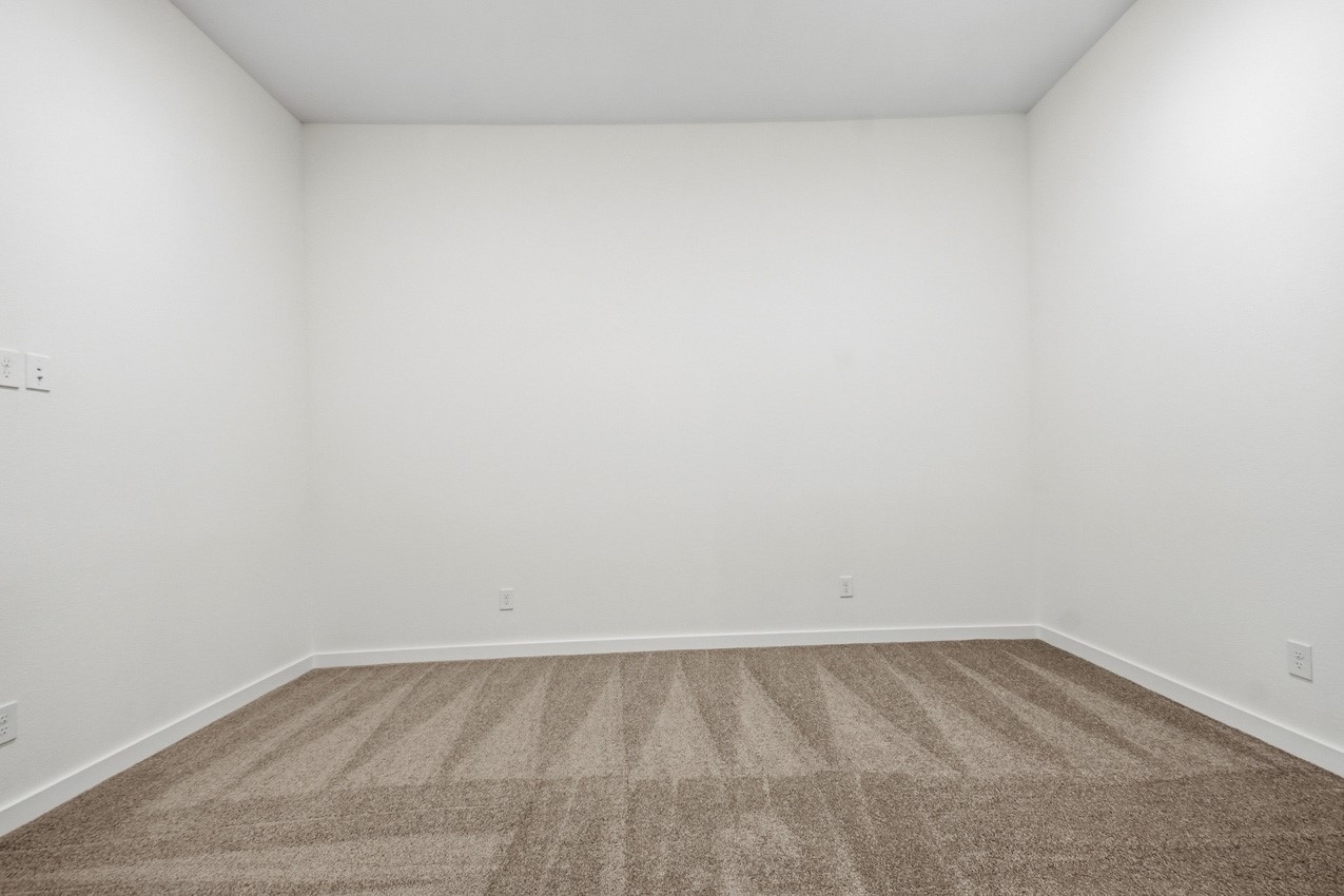 12226 Hyland Lane Property Photo 12