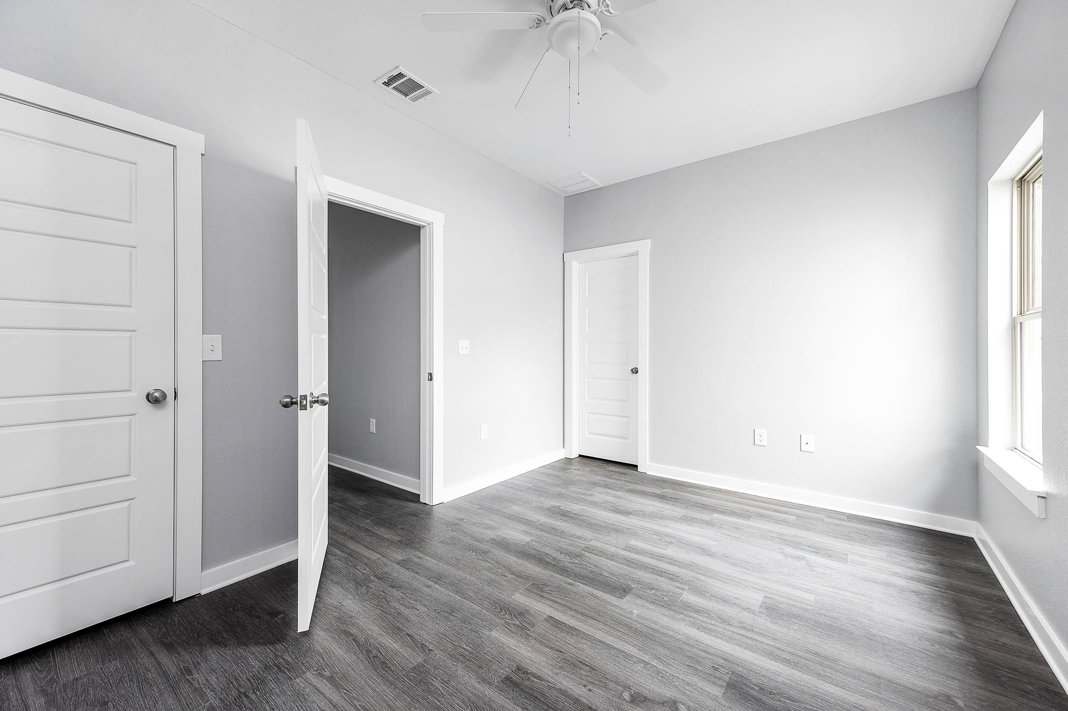 16981 Glenheath Property Photo 13