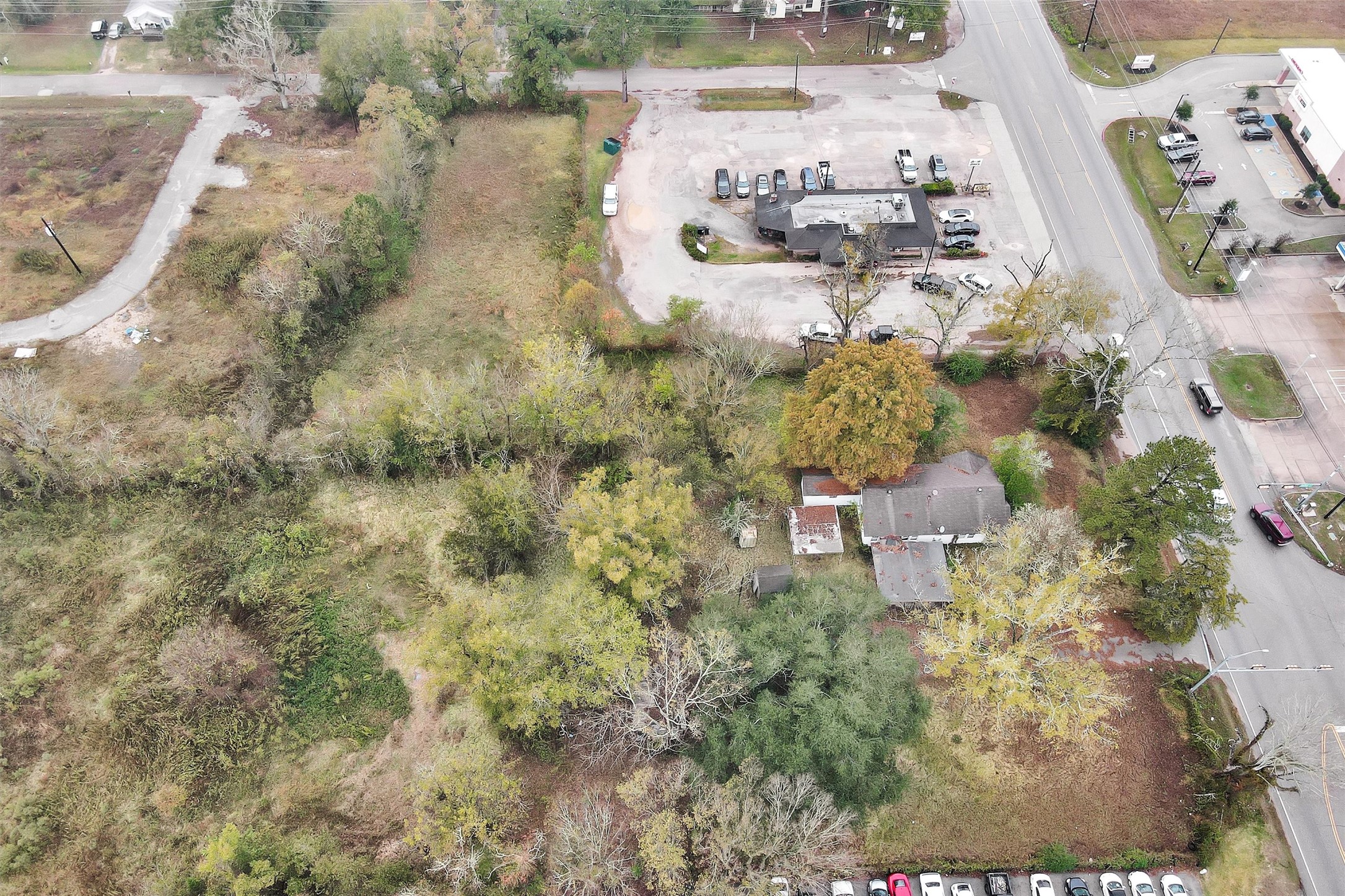 1100 E Houston Property Photo 11