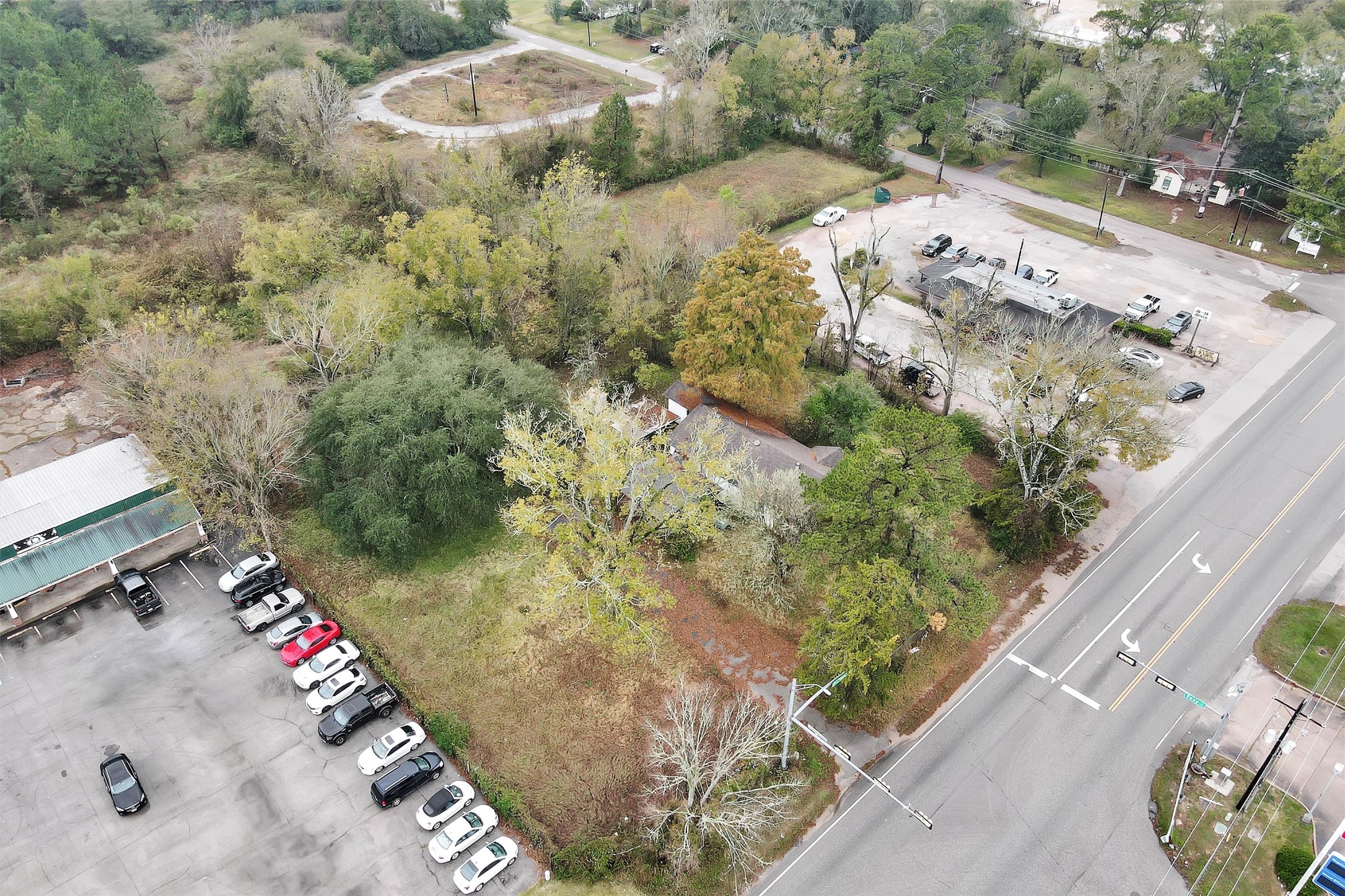 1100 E Houston Property Photo 13