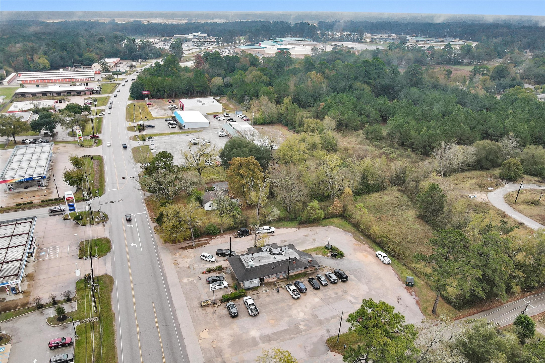 1100 E Houston Property Photo 14