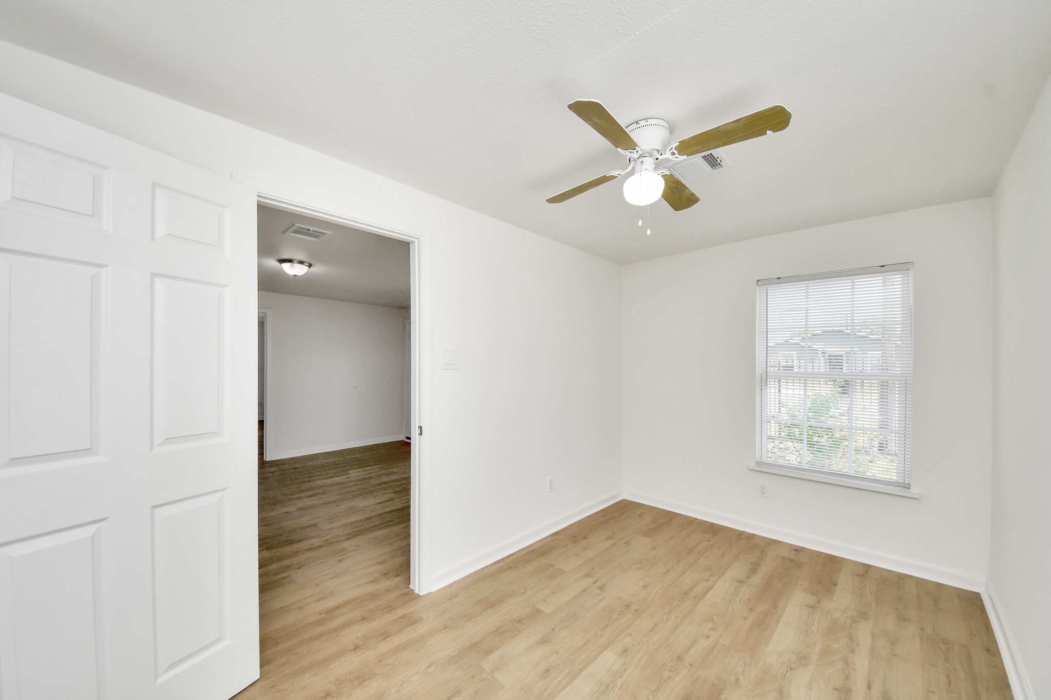 8116 Saint Louis Street Property Photo 15