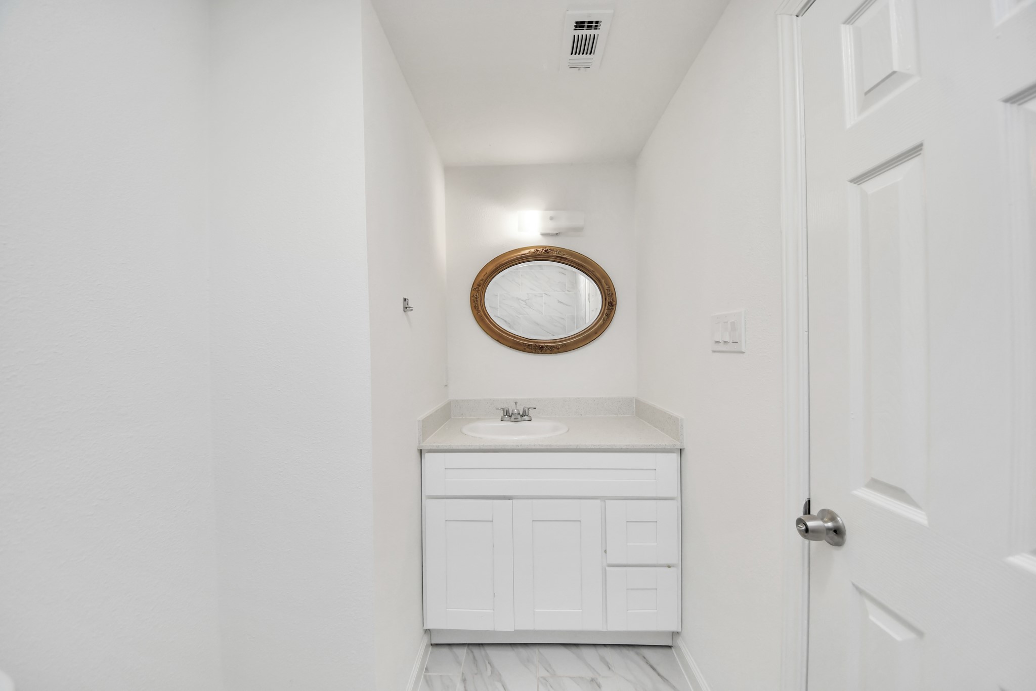 8116 Saint Louis Street Property Photo 22