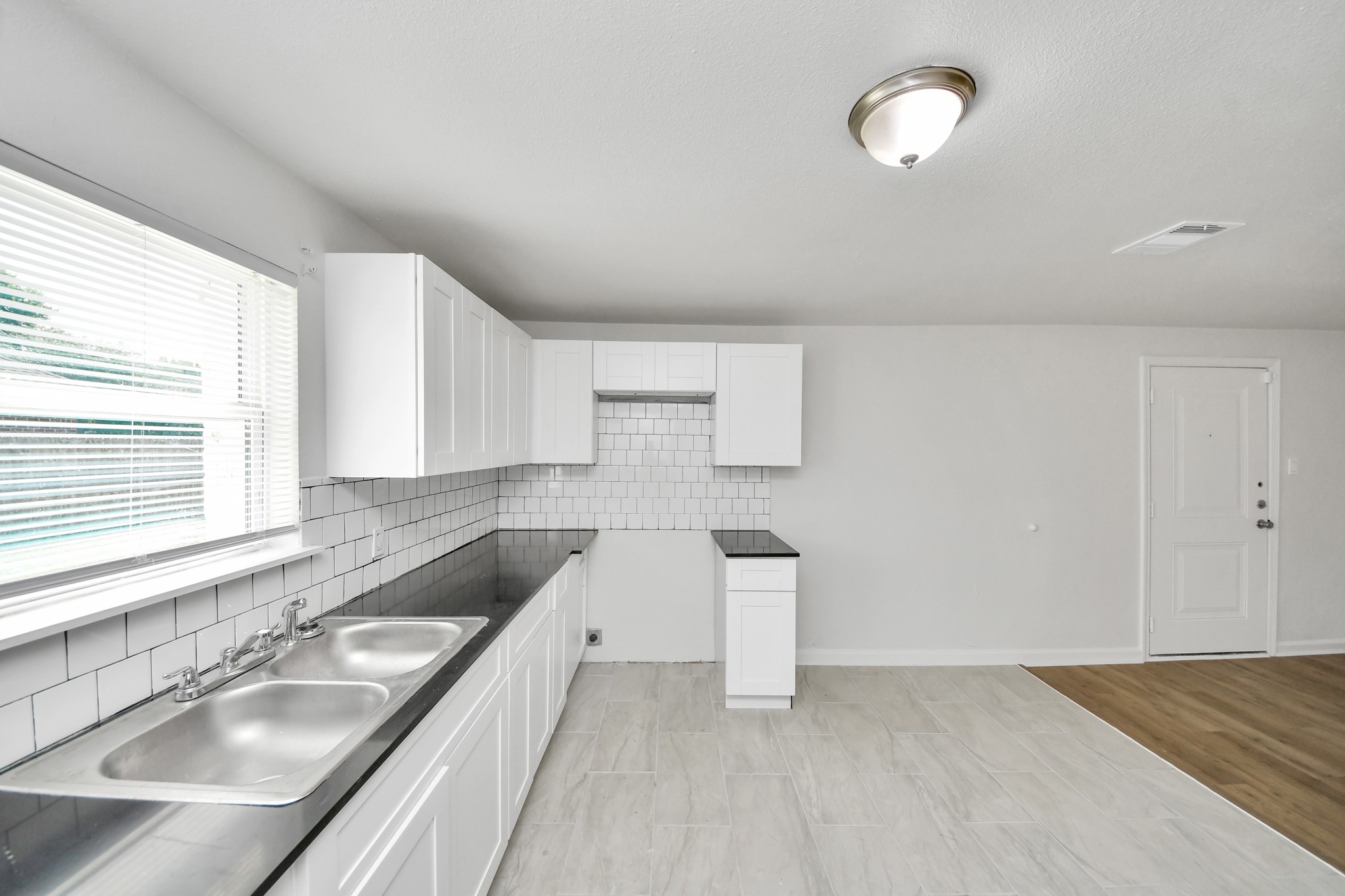 8116 Saint Louis Street Property Photo 29