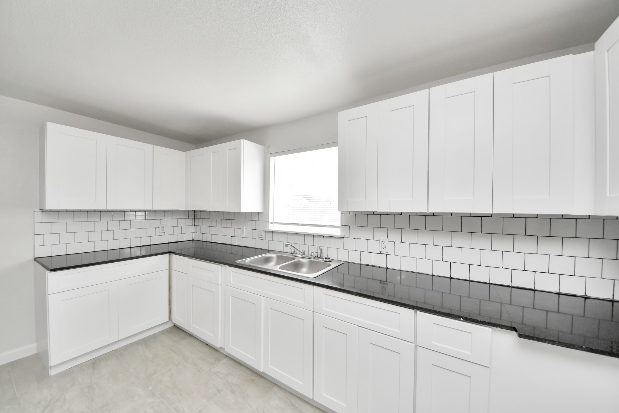 8116 Saint Louis Street Property Photo 33