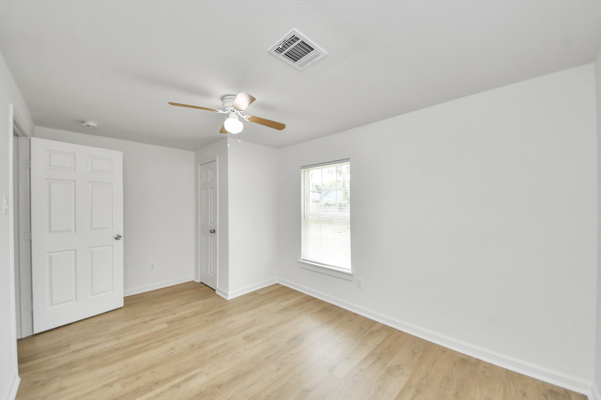 8116 Saint Louis Street Property Photo 35