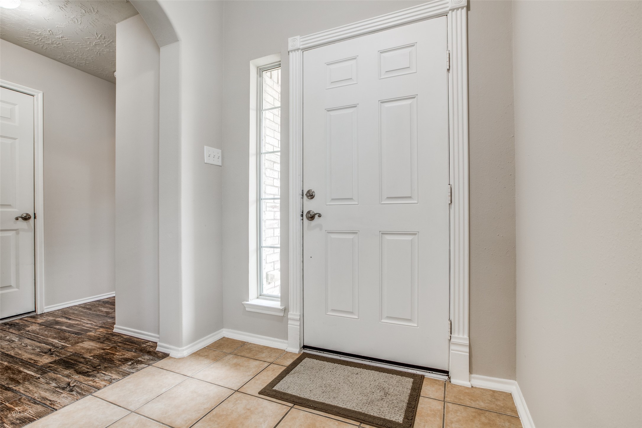 18424 Sunrise Pines Drive Property Photo 7