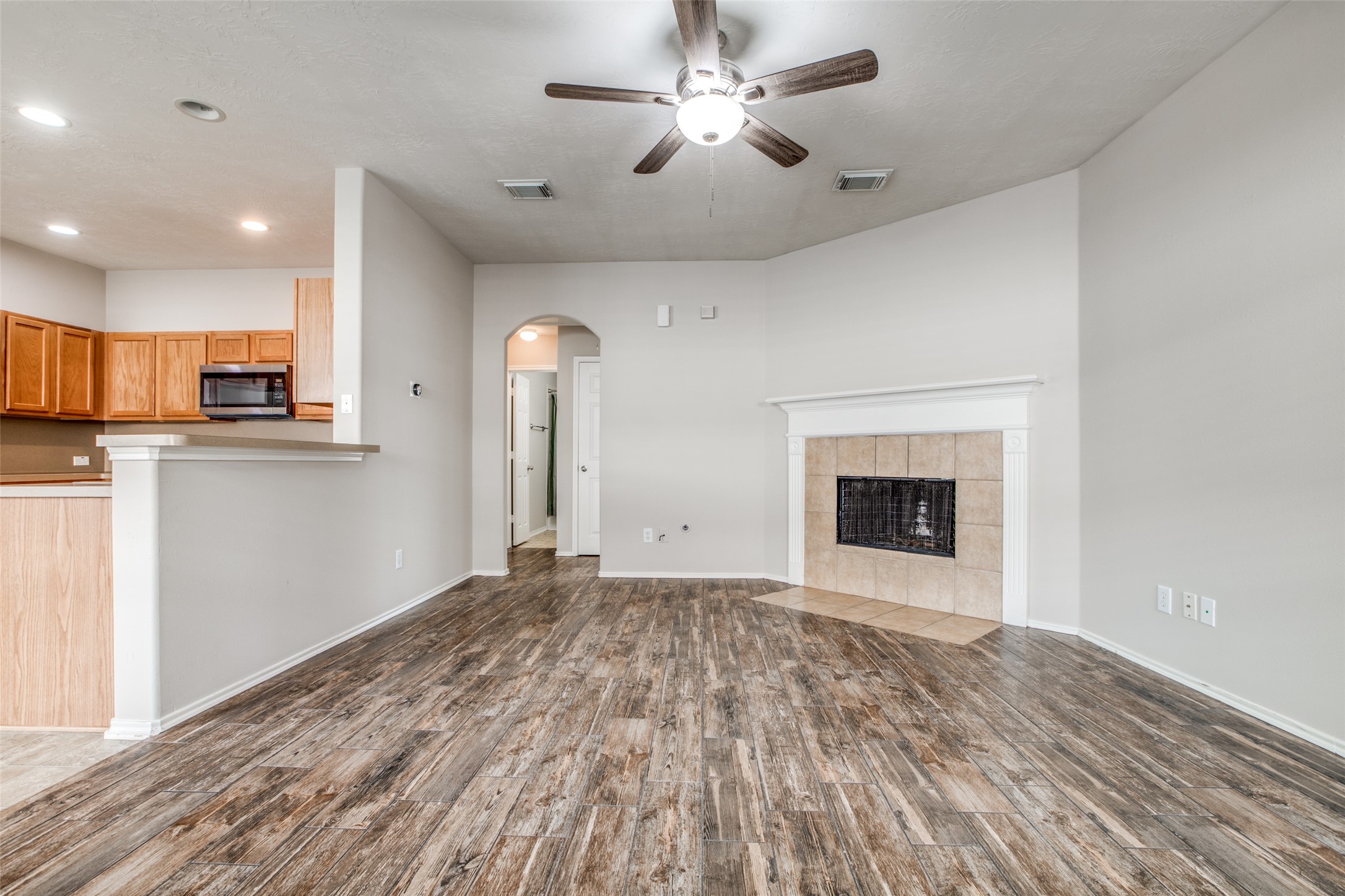 18424 Sunrise Pines Drive Property Photo 11