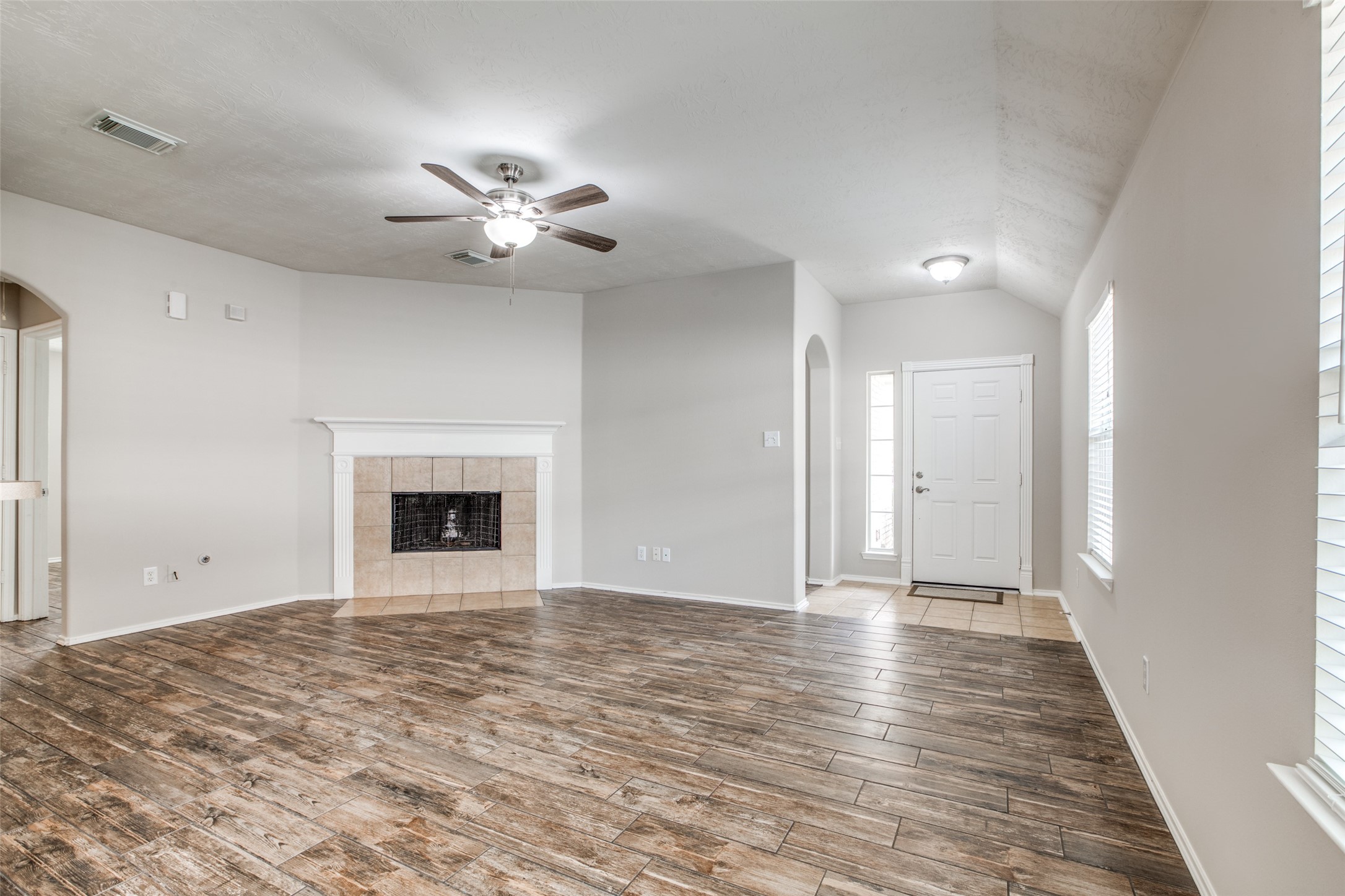 18424 Sunrise Pines Drive Property Photo 16