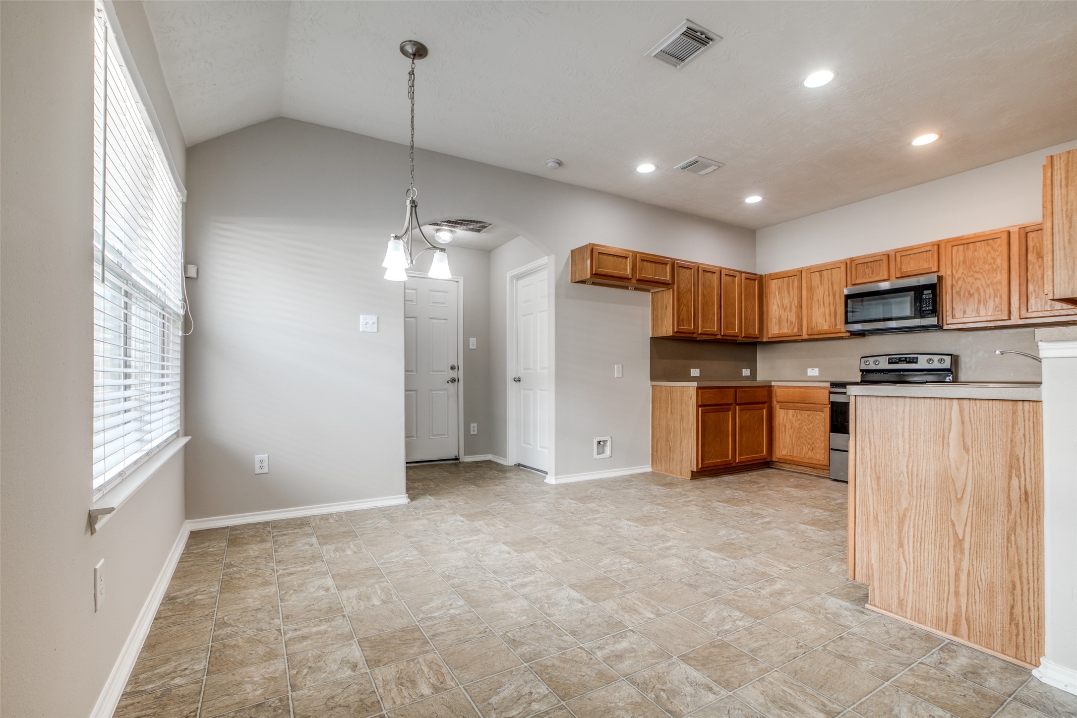 18424 Sunrise Pines Drive Property Photo 24