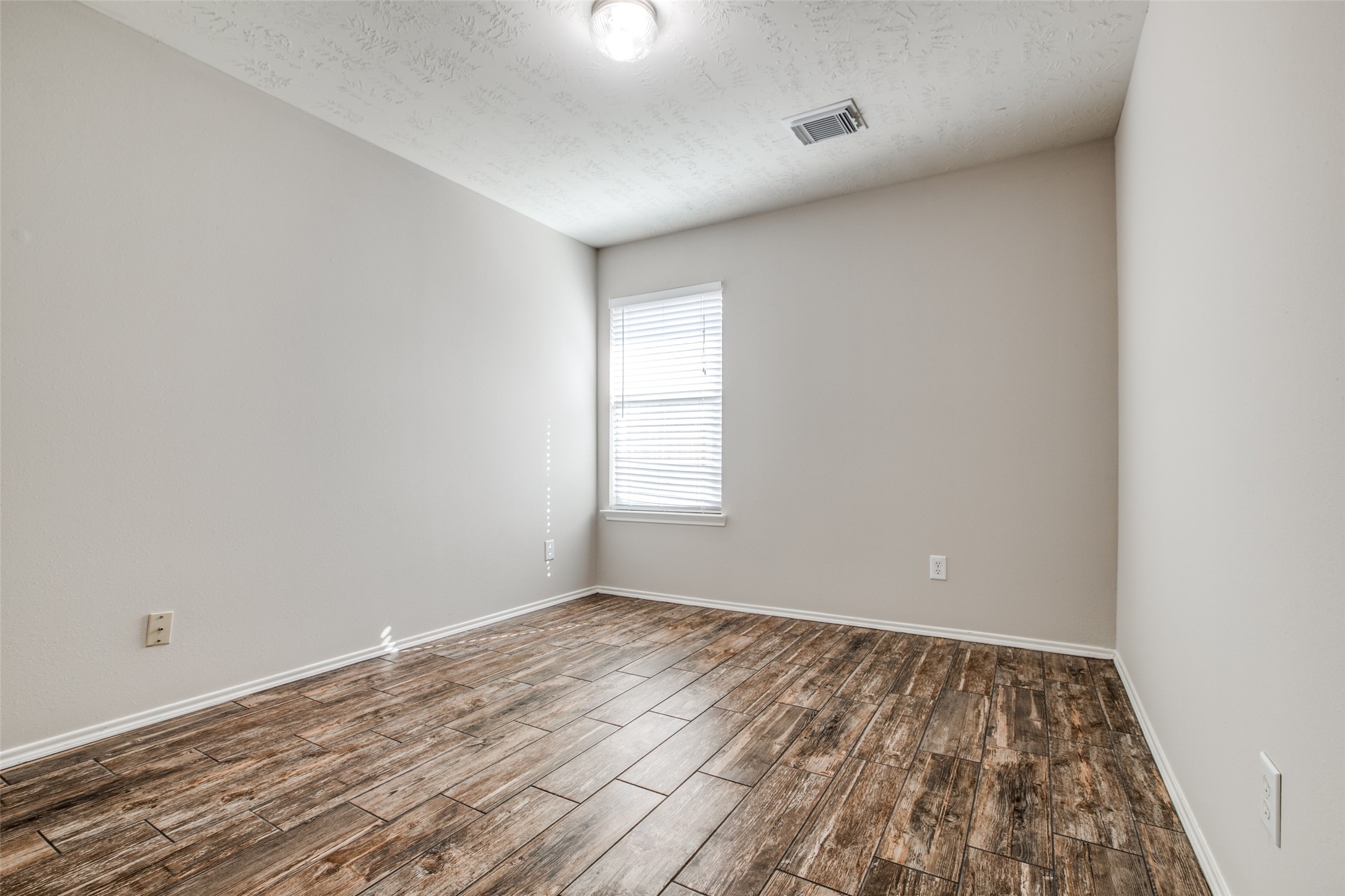18424 Sunrise Pines Drive Property Photo 34