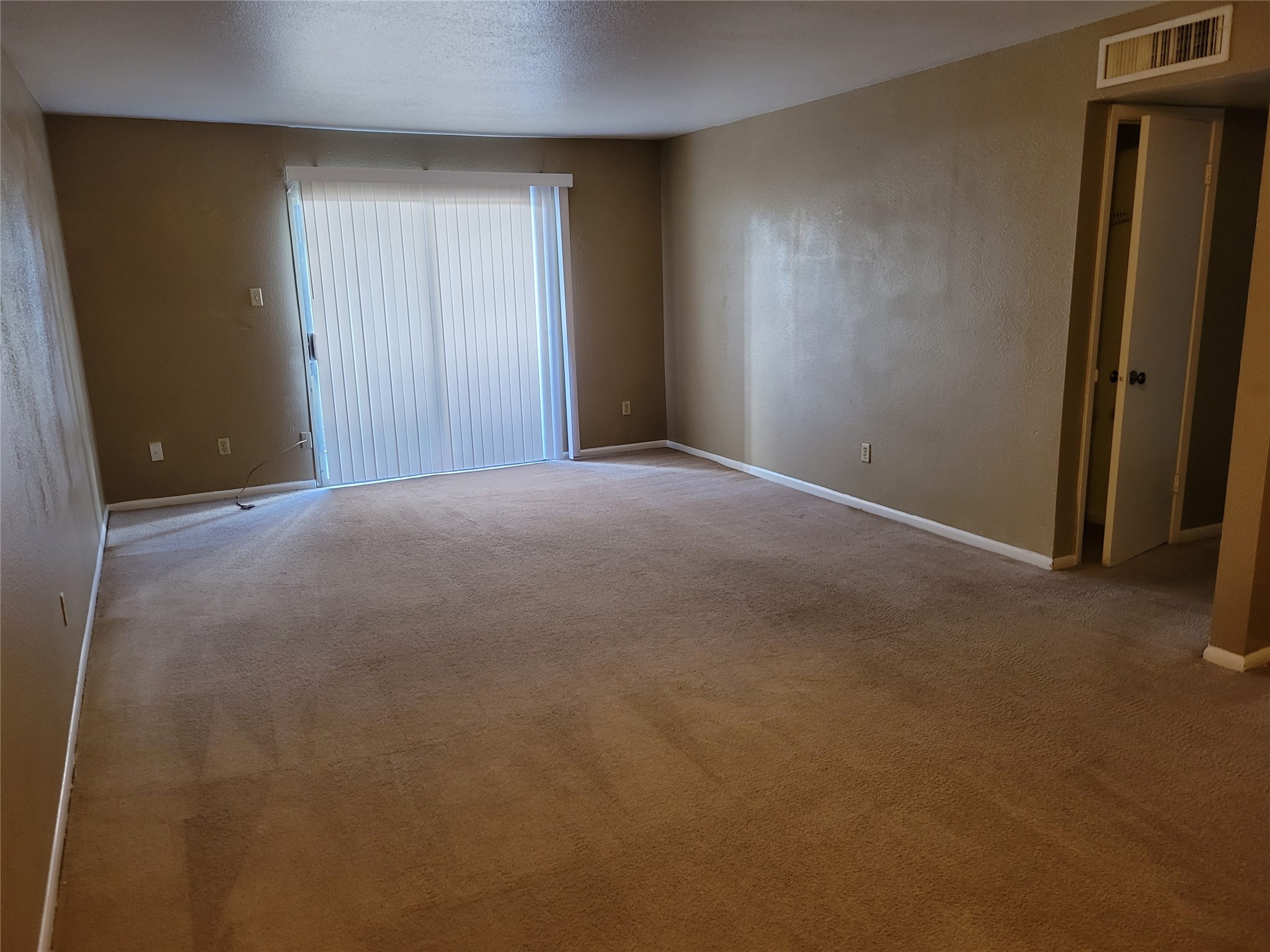 8519 Hearth Drive 23 Property Photo 1