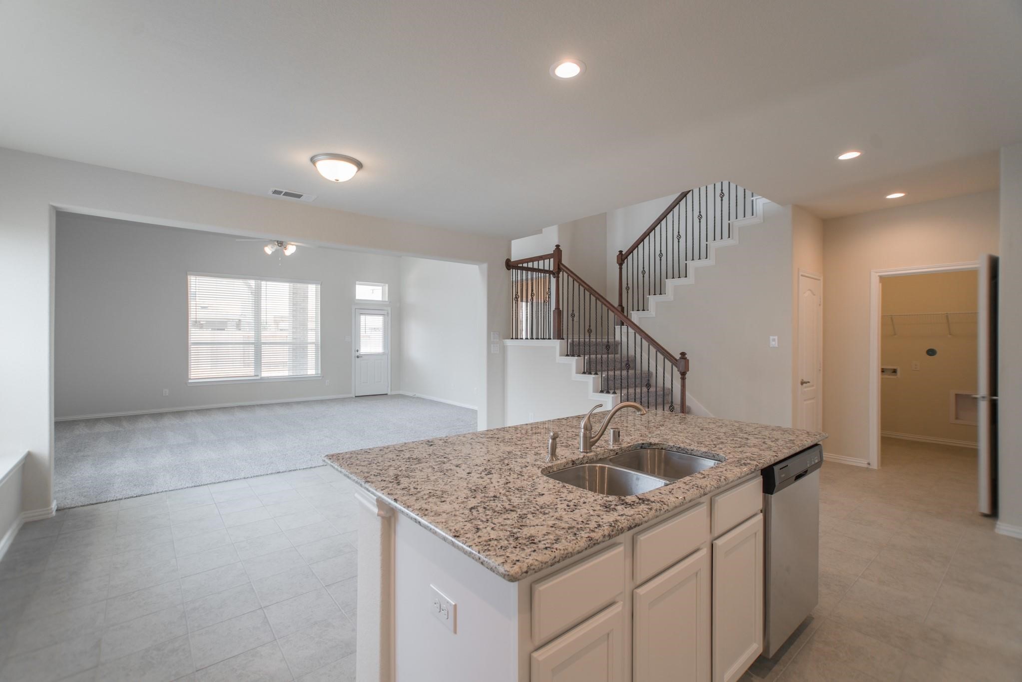 30014 Twisting Springs Drive Property Photo 10