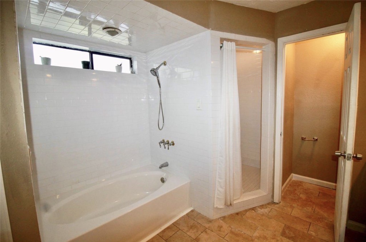4701 Spring Lane Property Photo 12