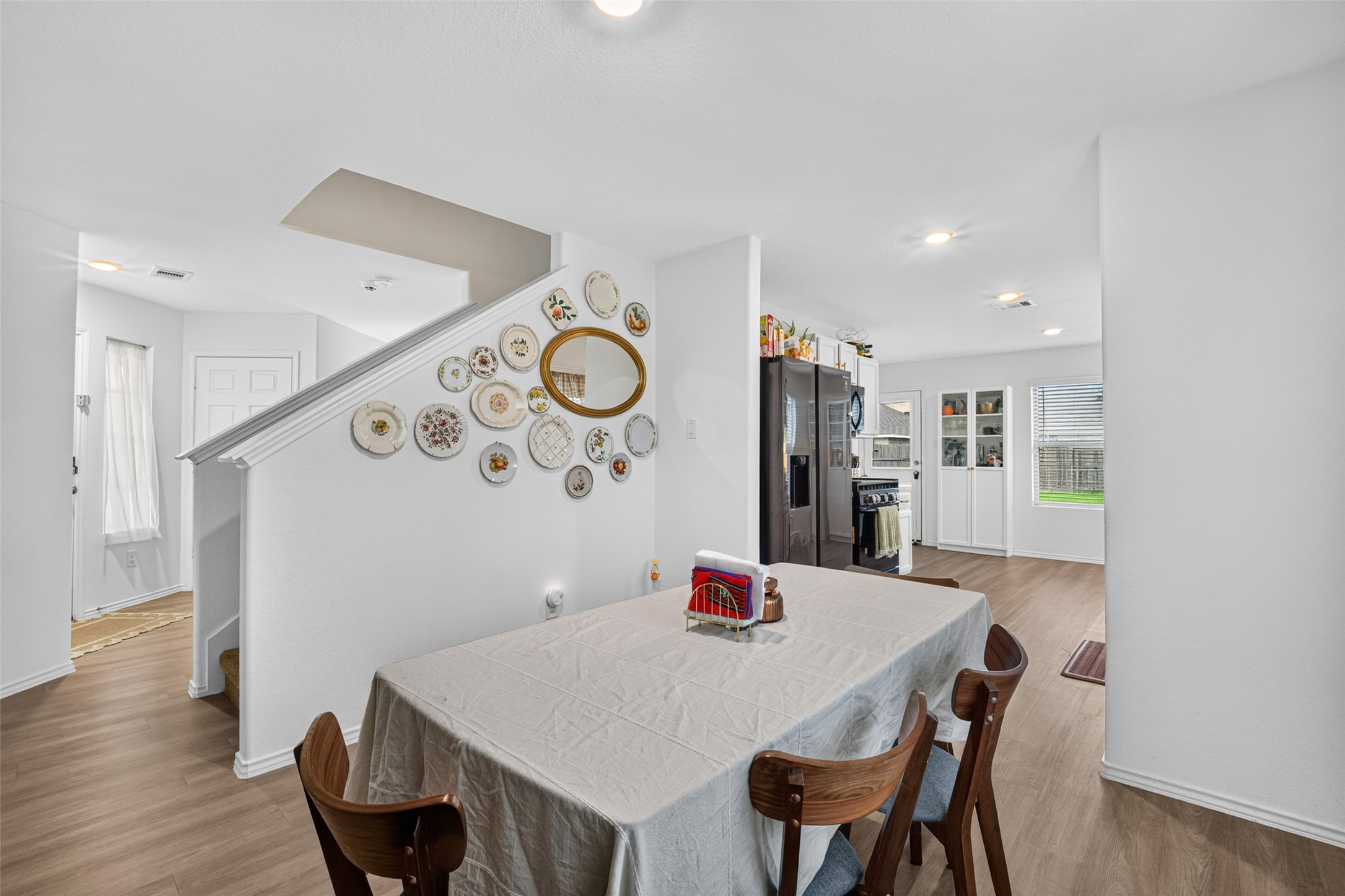 8623 River Crest Drive Property Photo 10