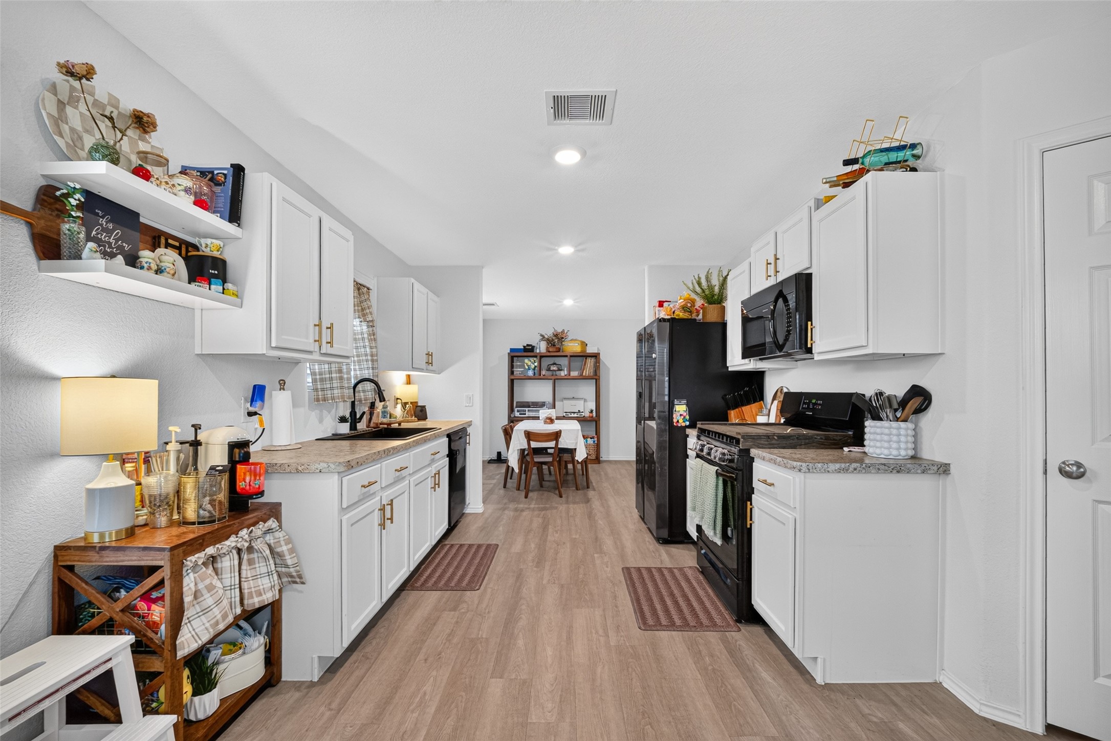 8623 River Crest Drive Property Photo 12