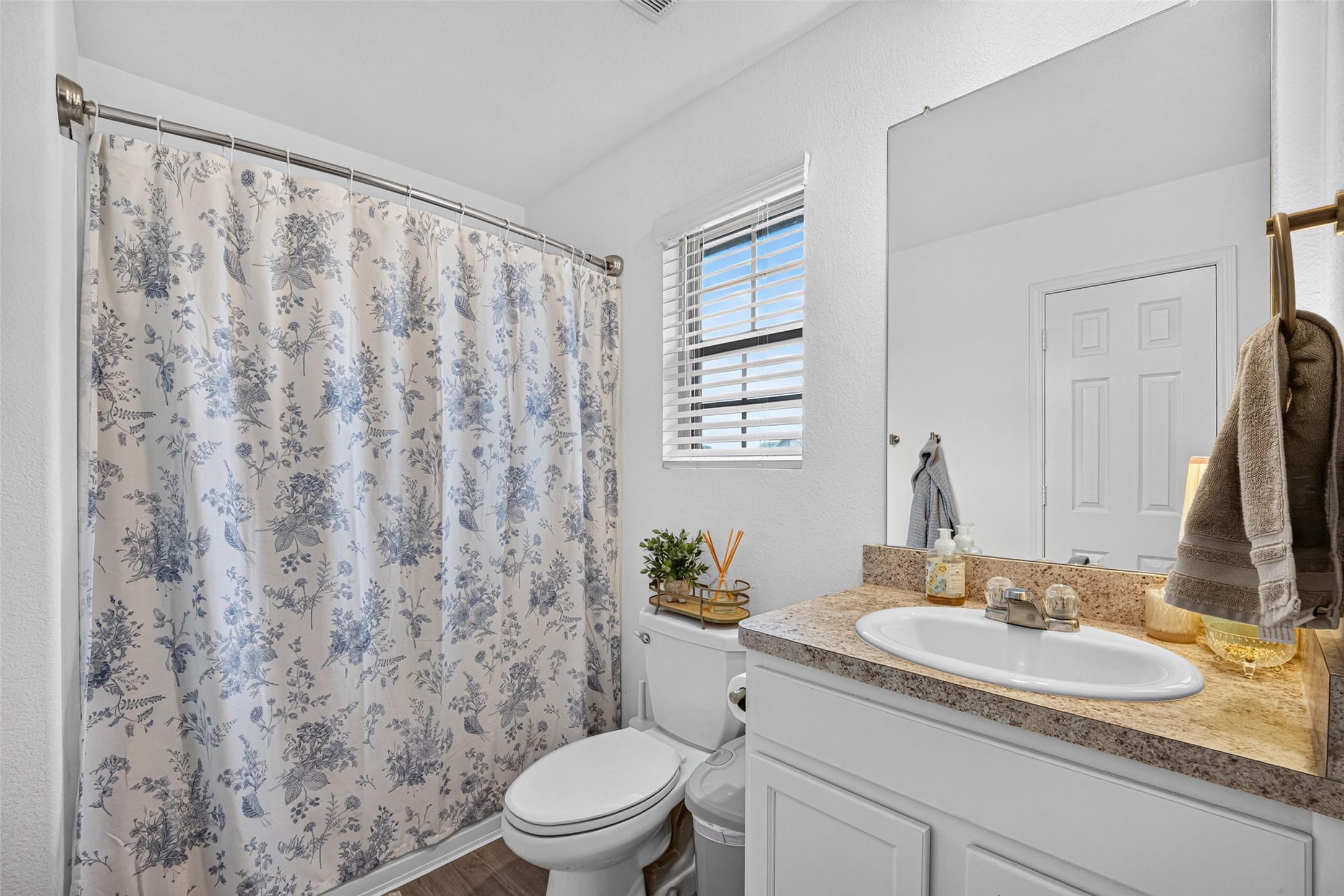 8623 River Crest Drive Property Photo 27