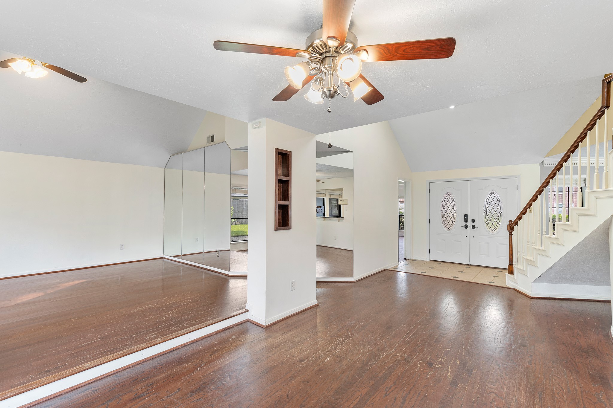 15107 Easton Park Drive Property Photo 10