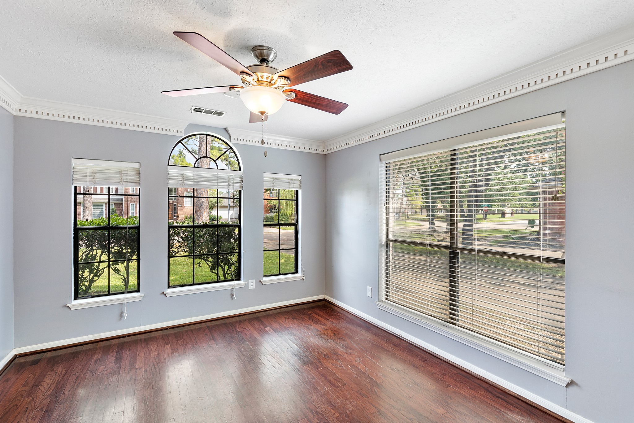 15107 Easton Park Drive Property Photo 13
