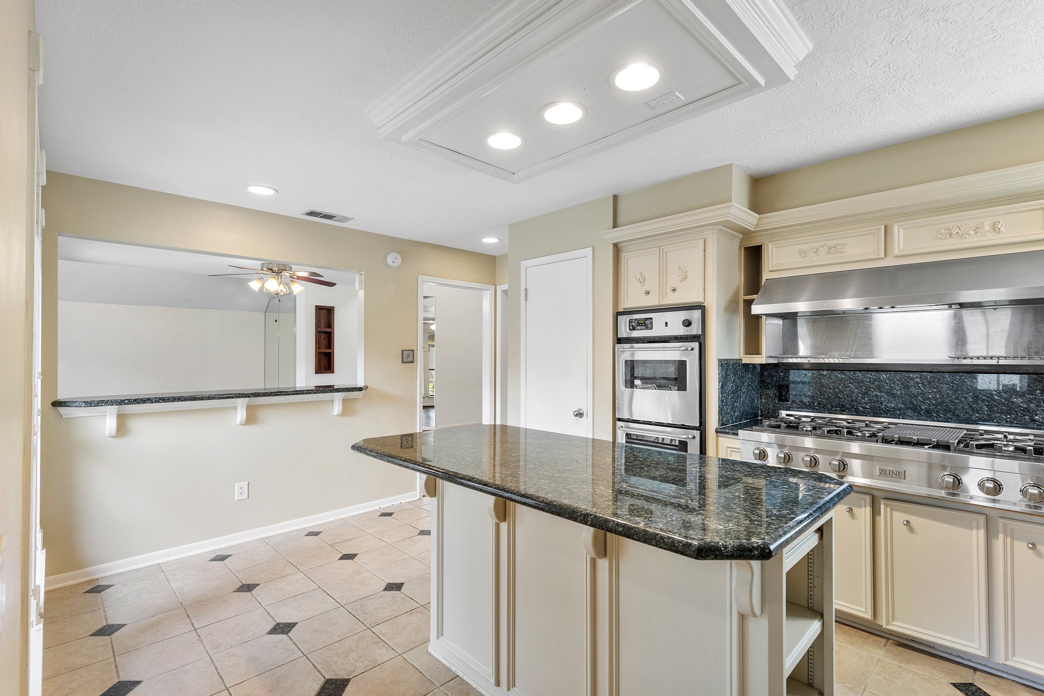 15107 Easton Park Drive Property Photo 21