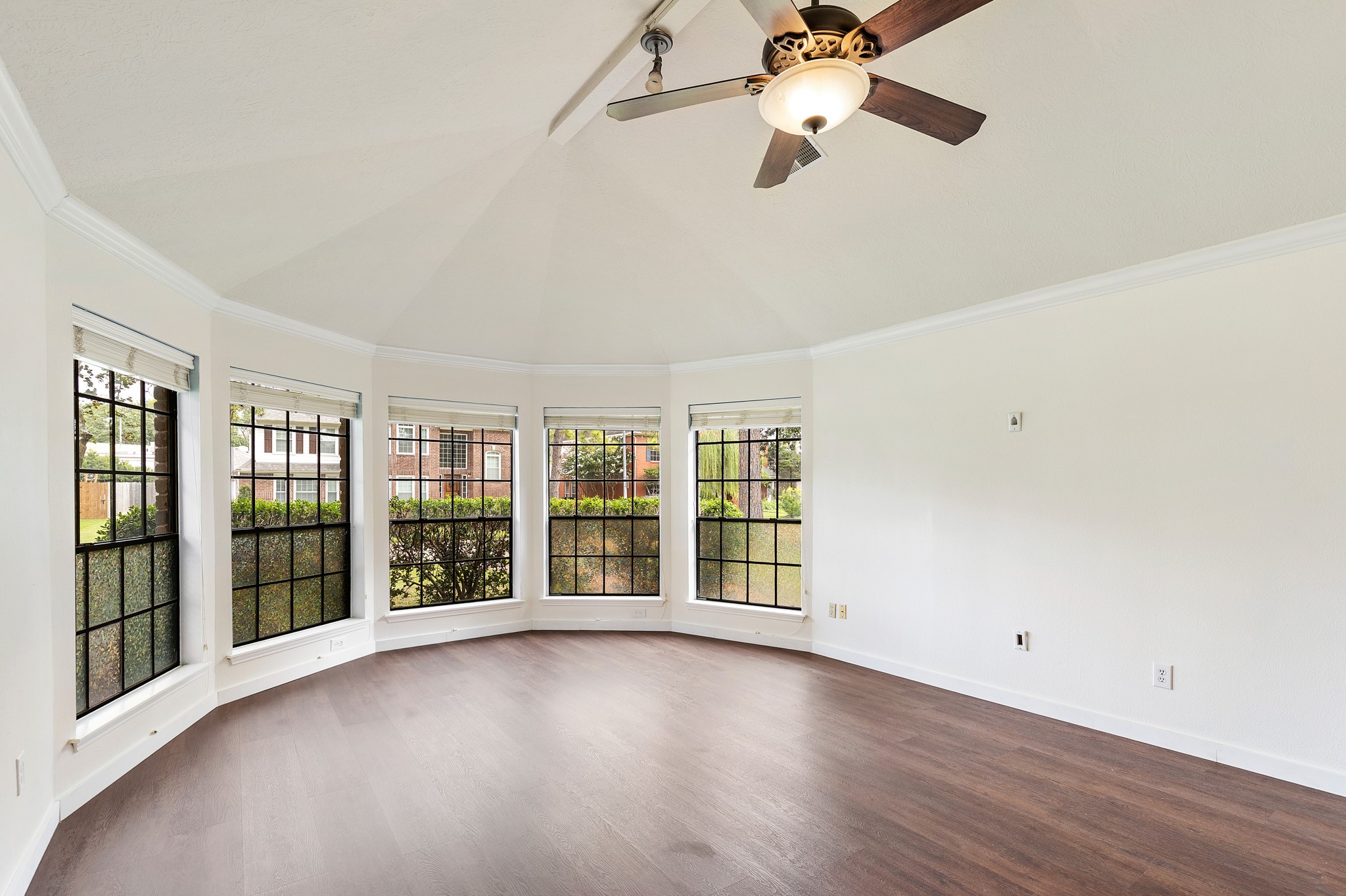 15107 Easton Park Drive Property Photo 26