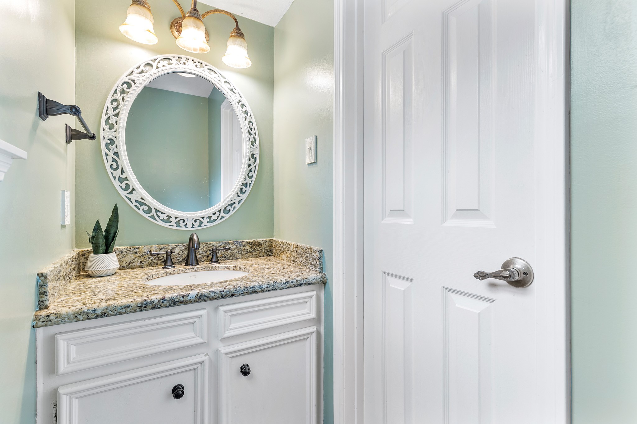 15107 Easton Park Drive Property Photo 39