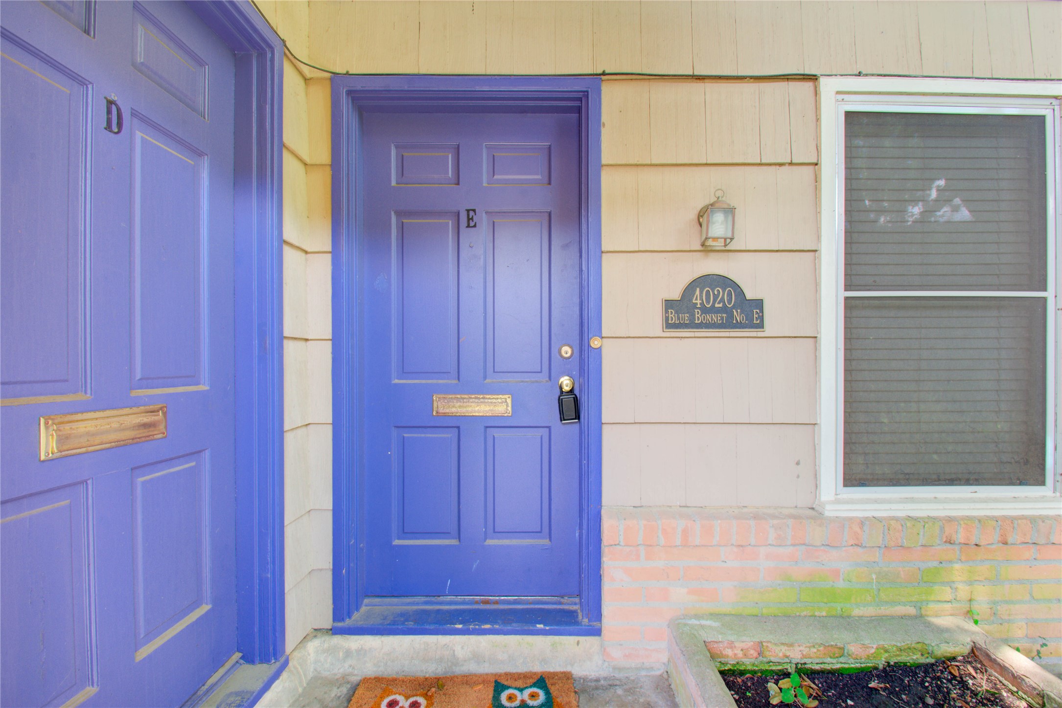 4020 Blue Bonnet Boulevard E Property Photo 5