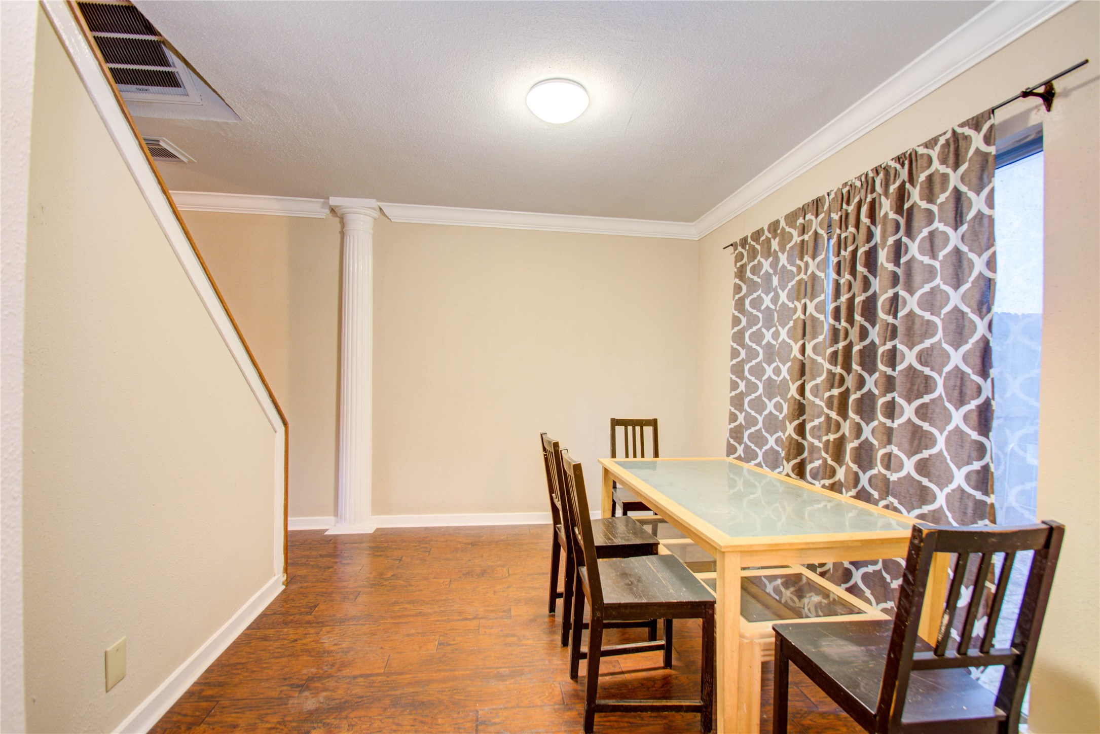 4020 Blue Bonnet Boulevard E Property Photo 13