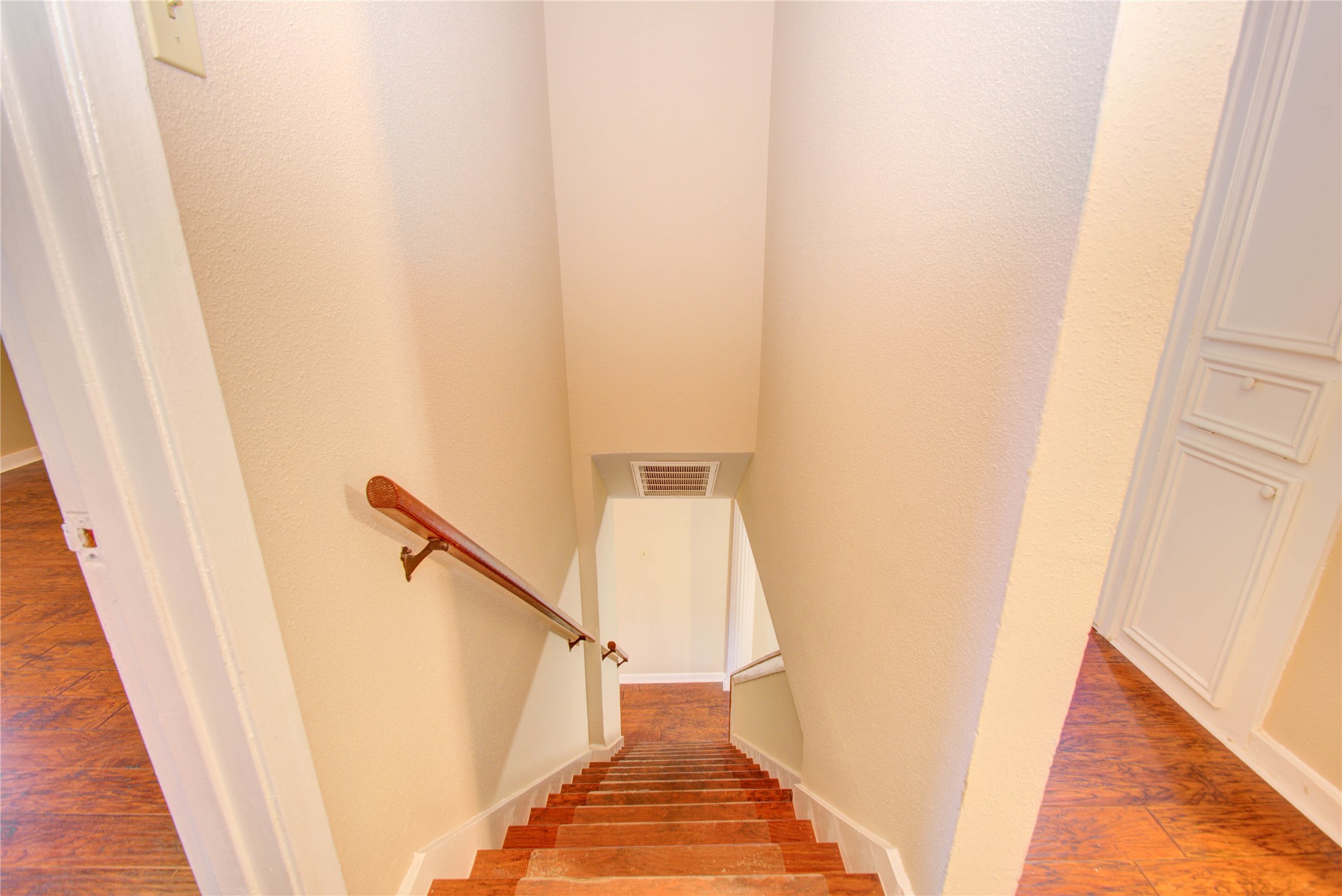 4020 Blue Bonnet Boulevard E Property Photo 19